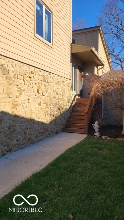 1st image of 305 Baywood Ct, Noblesville, IN 46062 | MLS# 22112724