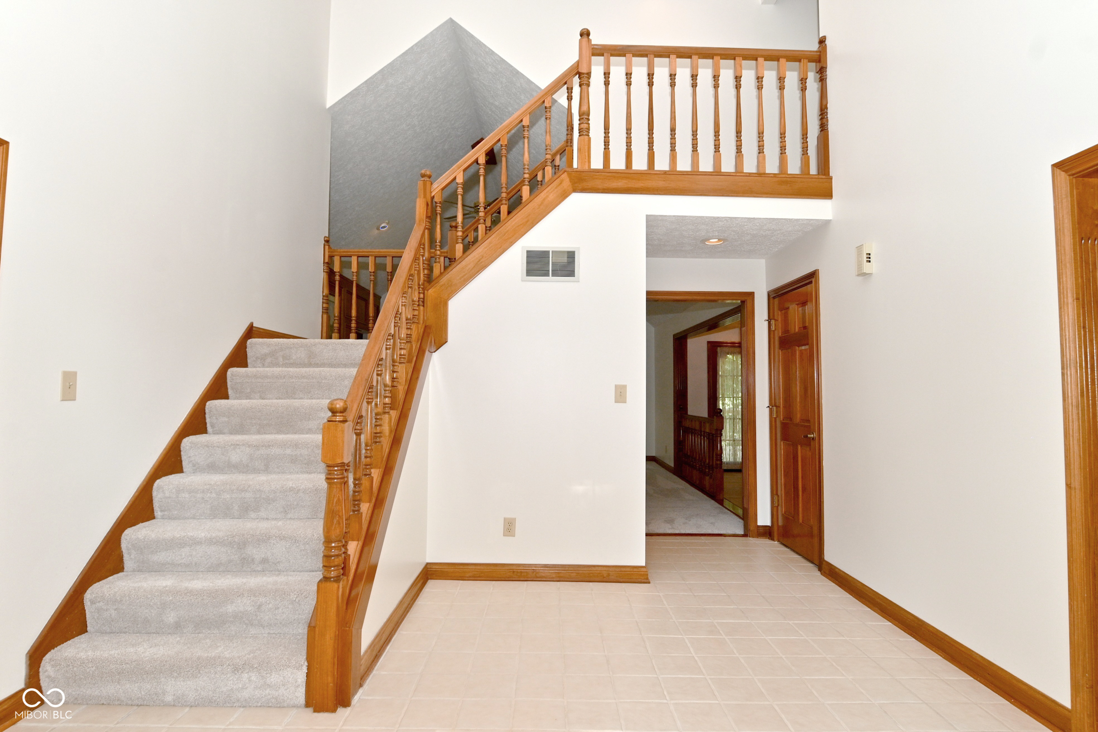 3rd image of 1250 Bur Oak Ct, Avon, IN 46123 | MLS# 22112868