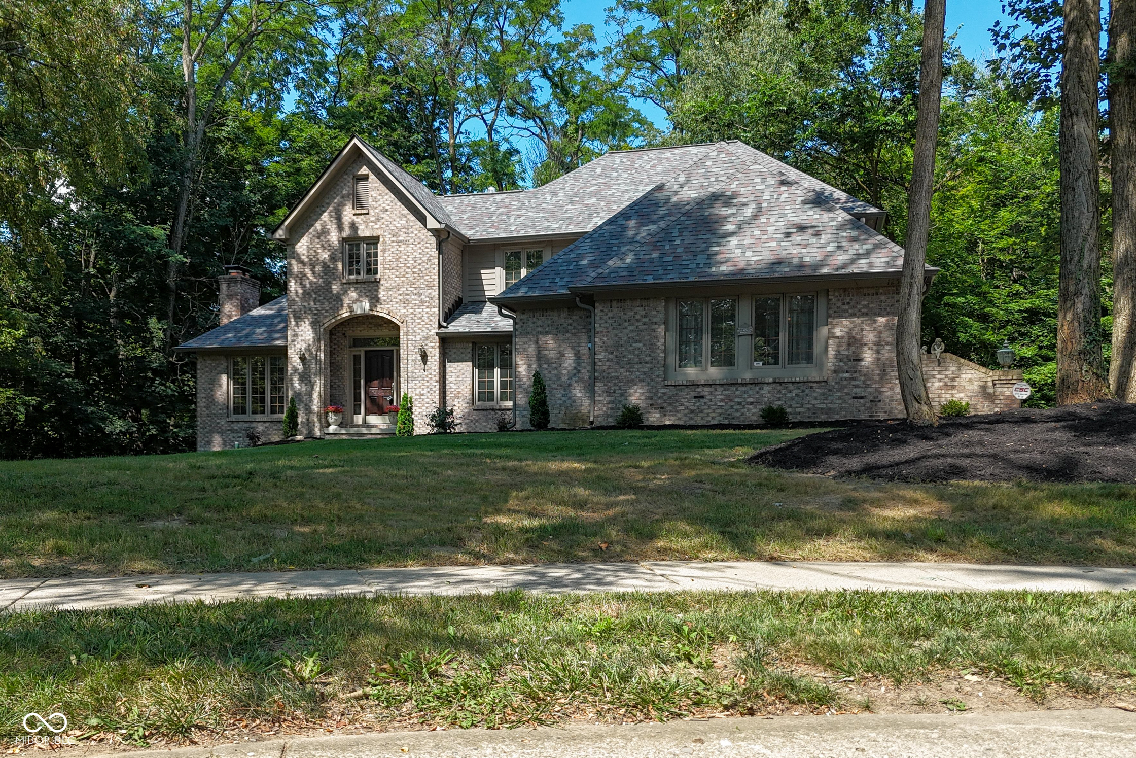 1st image of 1250 Bur Oak Ct, Avon, IN 46123 | MLS# 22112868