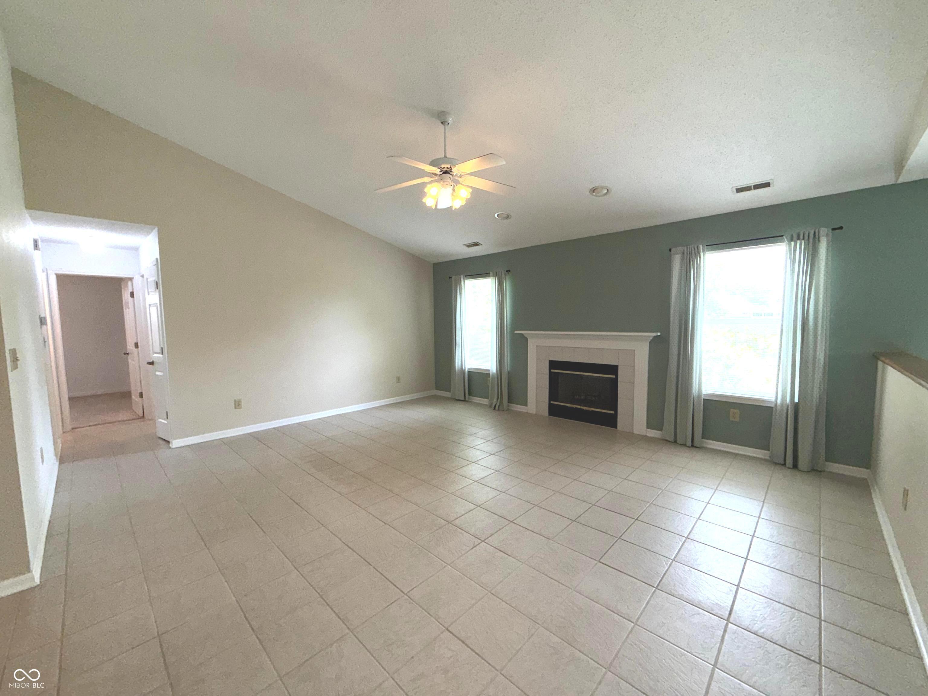 4th image of 437 E Pine Ridge Dr, Westfield, IN 46074 | MLS# 22113077