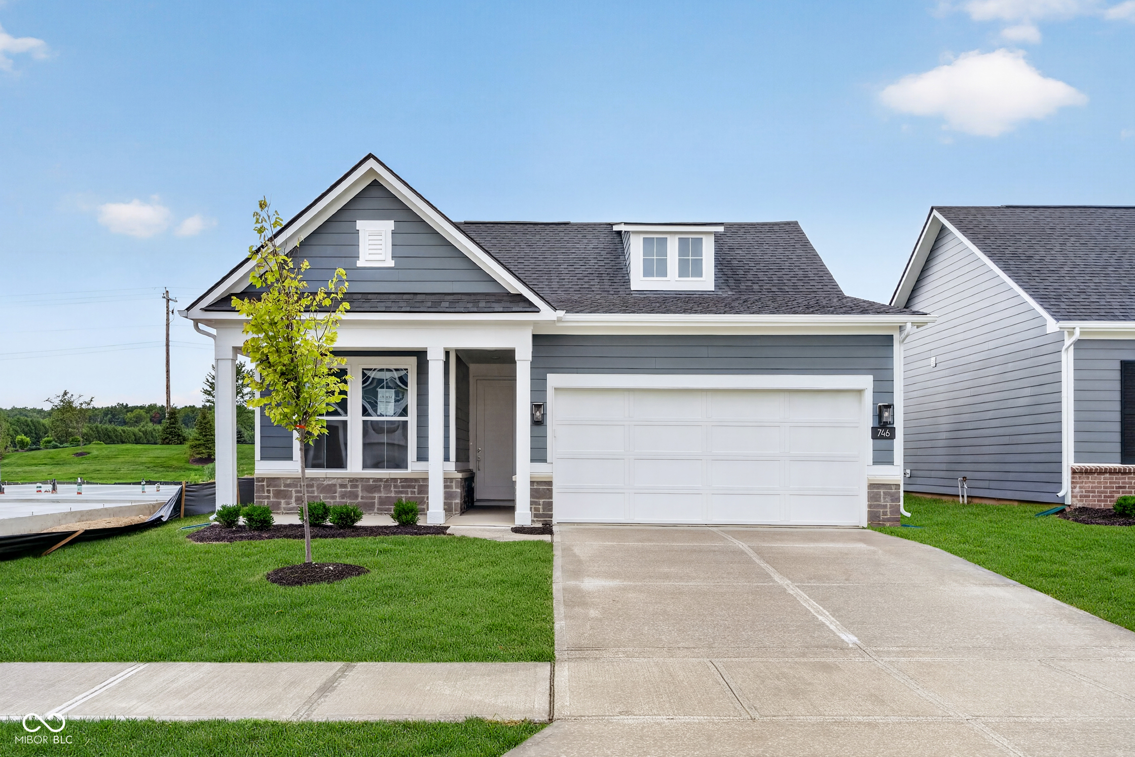 1st image of 746 Daisy St, Greenwood, IN 46143 | MLS# 22113092
