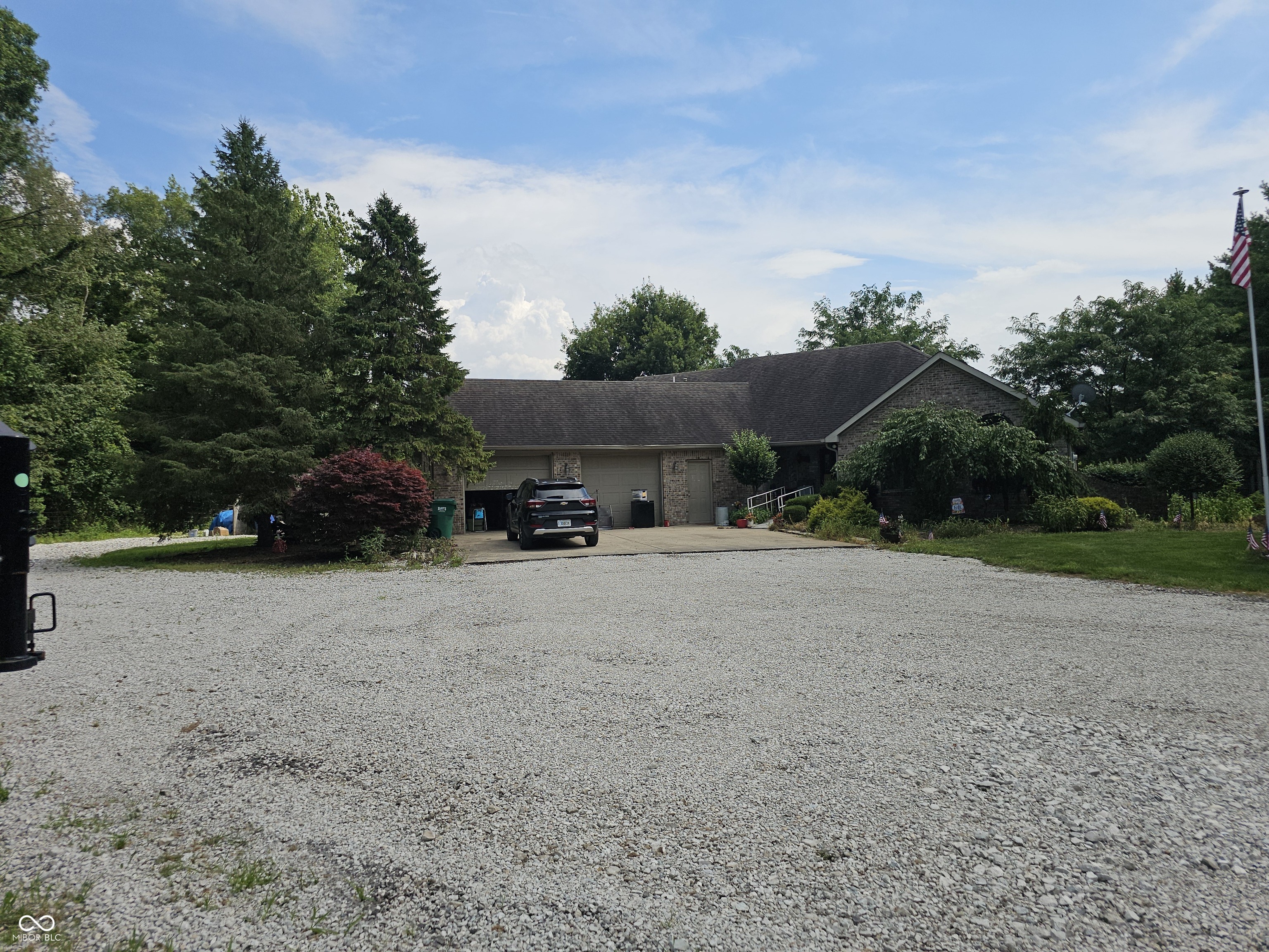 Homes for sale in Lizton, IN | 105 W County Road 900 N, Lizton, IN 46149 | MLS# 22113171