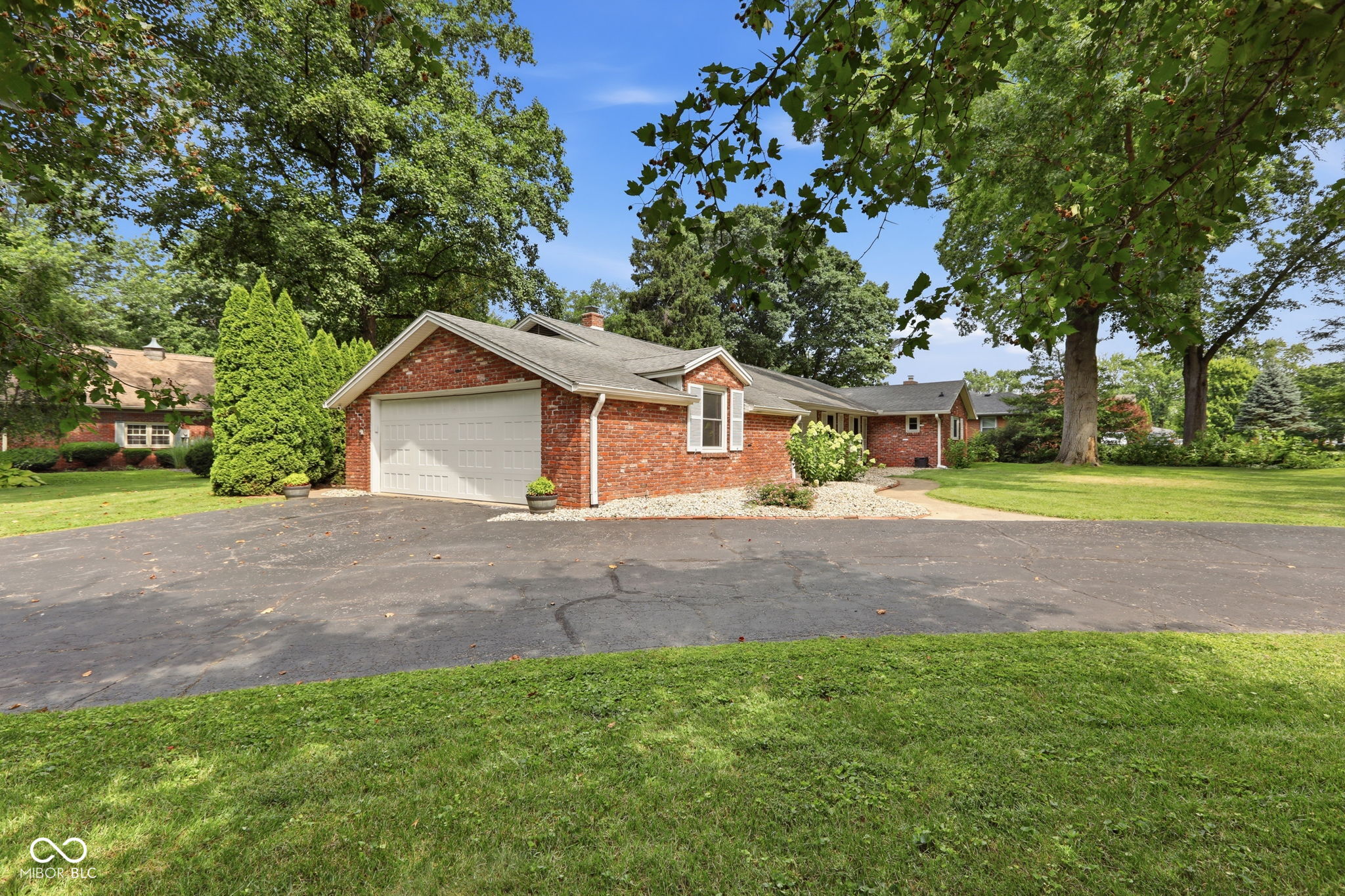 3rd image of 5 Windridge, Anderson, IN 46011 | MLS# 22113571