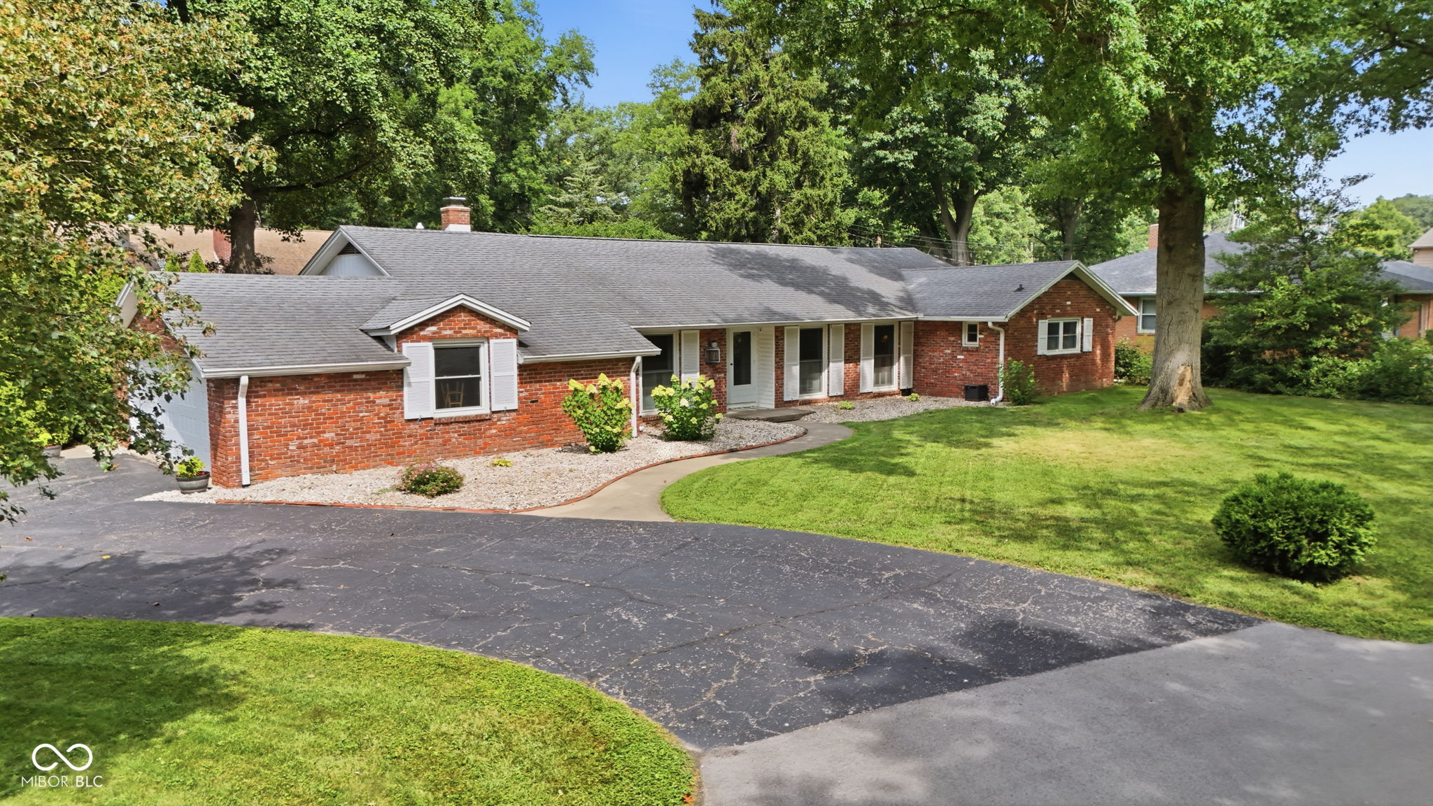 2nd image of 5 Windridge, Anderson, IN 46011 | MLS# 22113571