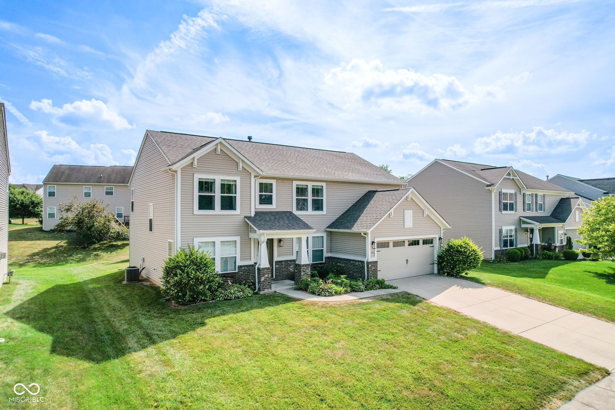 2nd image of 5307 Misthaven Ln, Greenwood, IN 46143 | MLS# 22113674