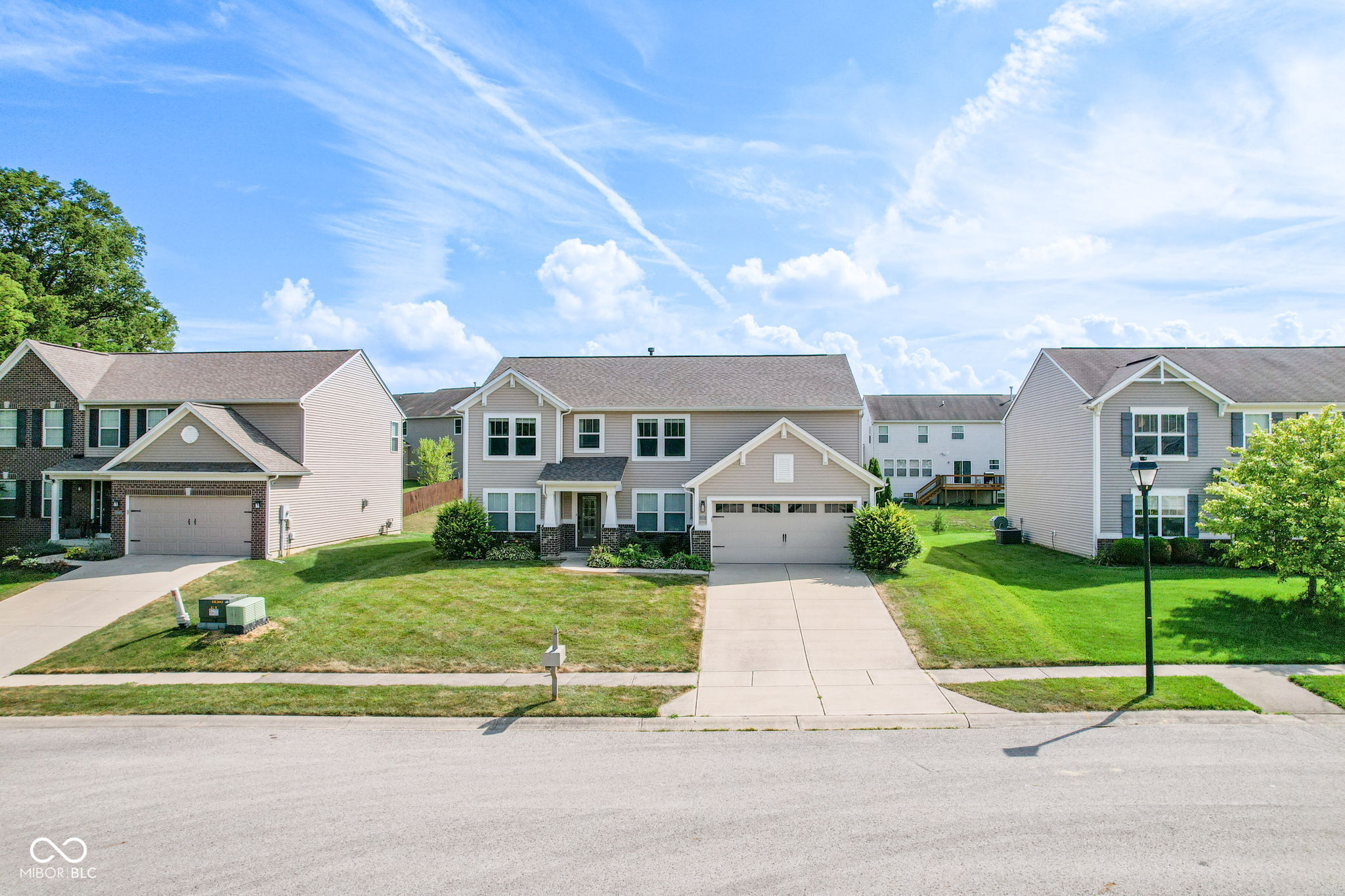 3rd image of 5307 Misthaven Ln, Greenwood, IN 46143 | MLS# 22113674