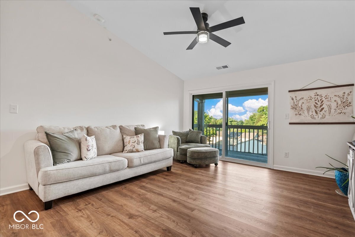 3rd image of 12519 Timber Creek Dr #UNIT 11, Carmel, IN 46032 | MLS# 22113687