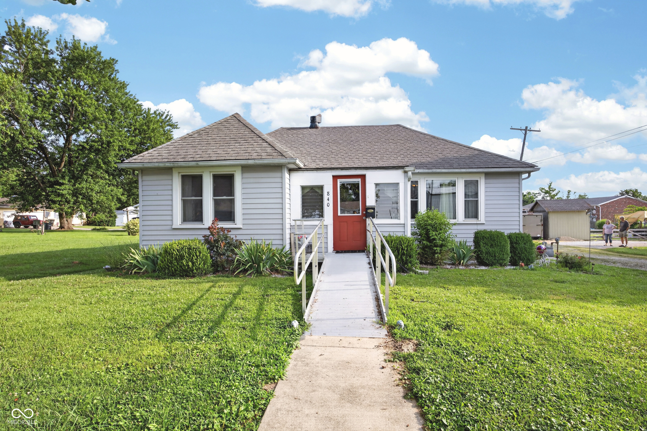 Homes for sale in Linton, IN | 840 H St Ne, Linton, IN 47441 | MLS# 22113725