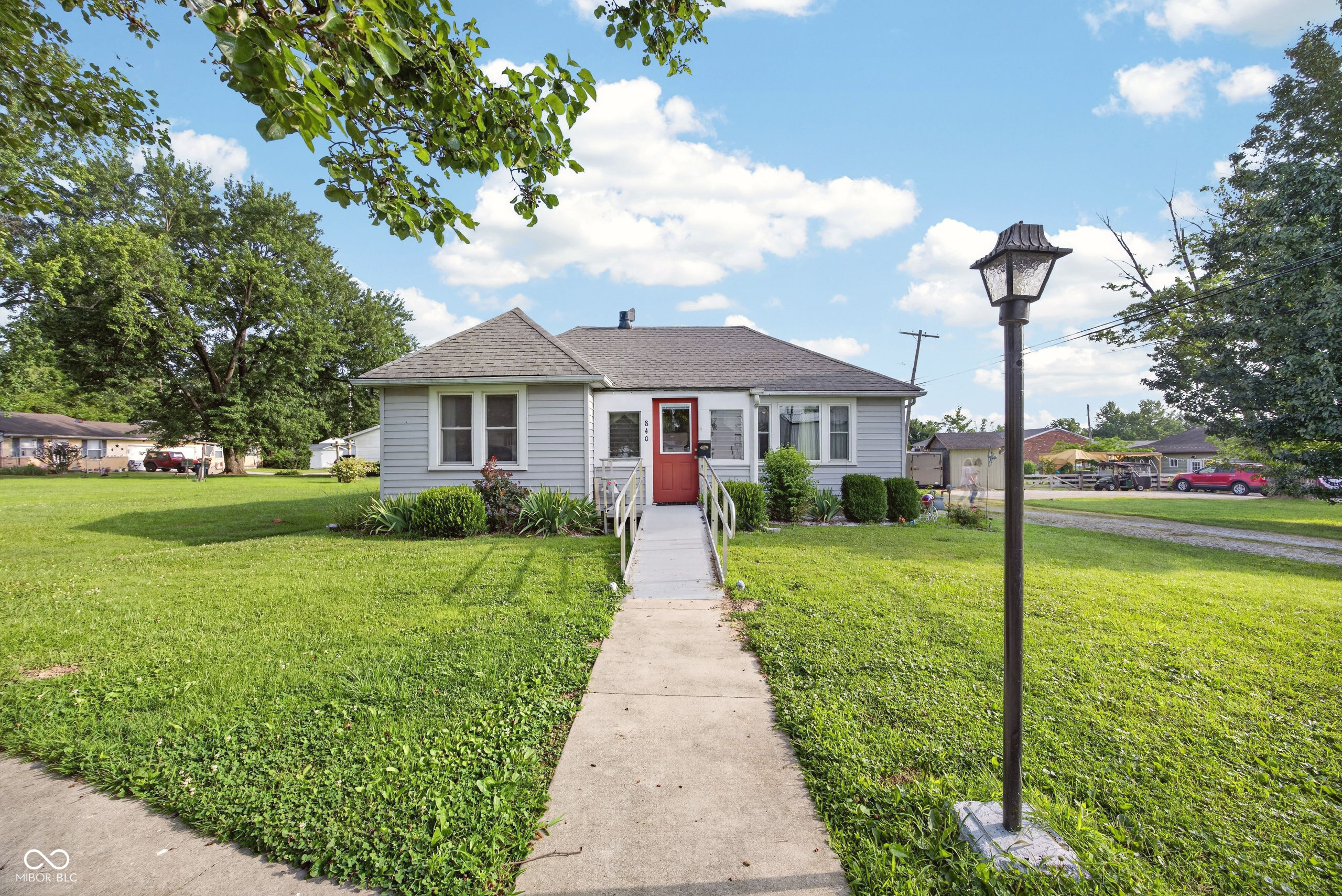 Homes for sale in Linton, IN | 840 H St Ne, Linton, IN 47441 | MLS# 22113725