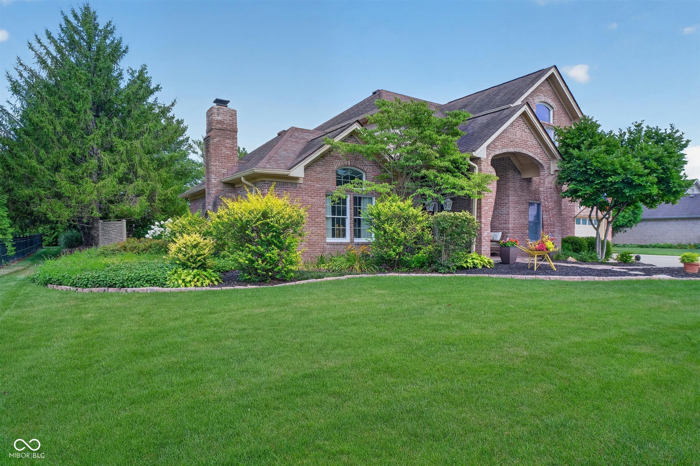 3rd image of 2189 Scarlet Oak Dr, Avon, IN 46123 | MLS# 22113755