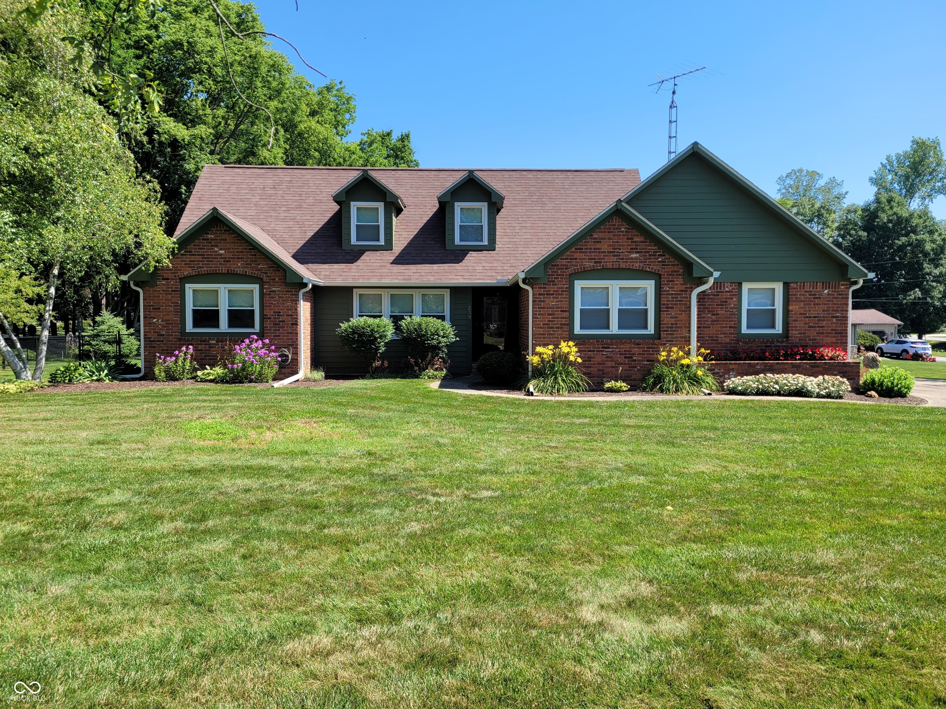 Homes for sale in Rushville, IN | 239 W Lawton Cir, Rushville, IN 46173 | MLS# 22113855
