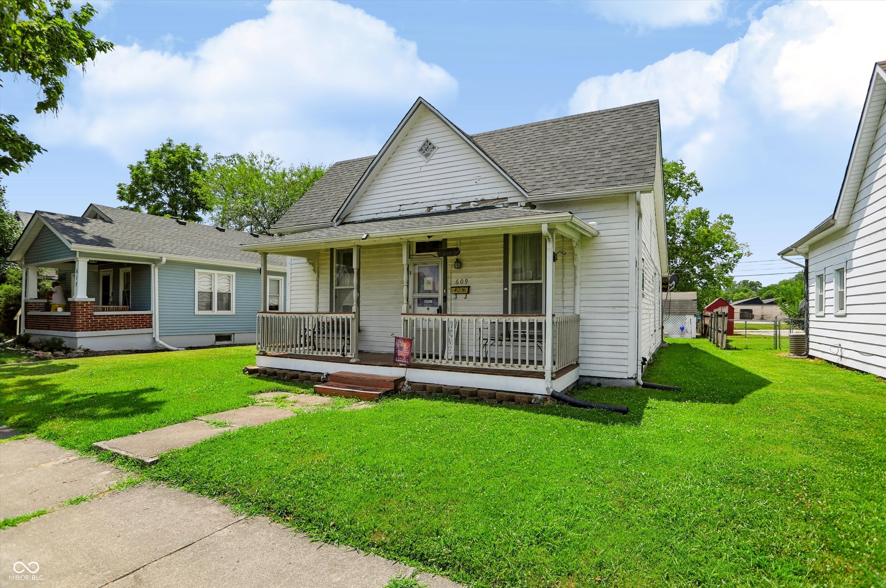 3rd image of 609 Montgomery St, Shelbyville, IN 46176 | MLS# 22113883