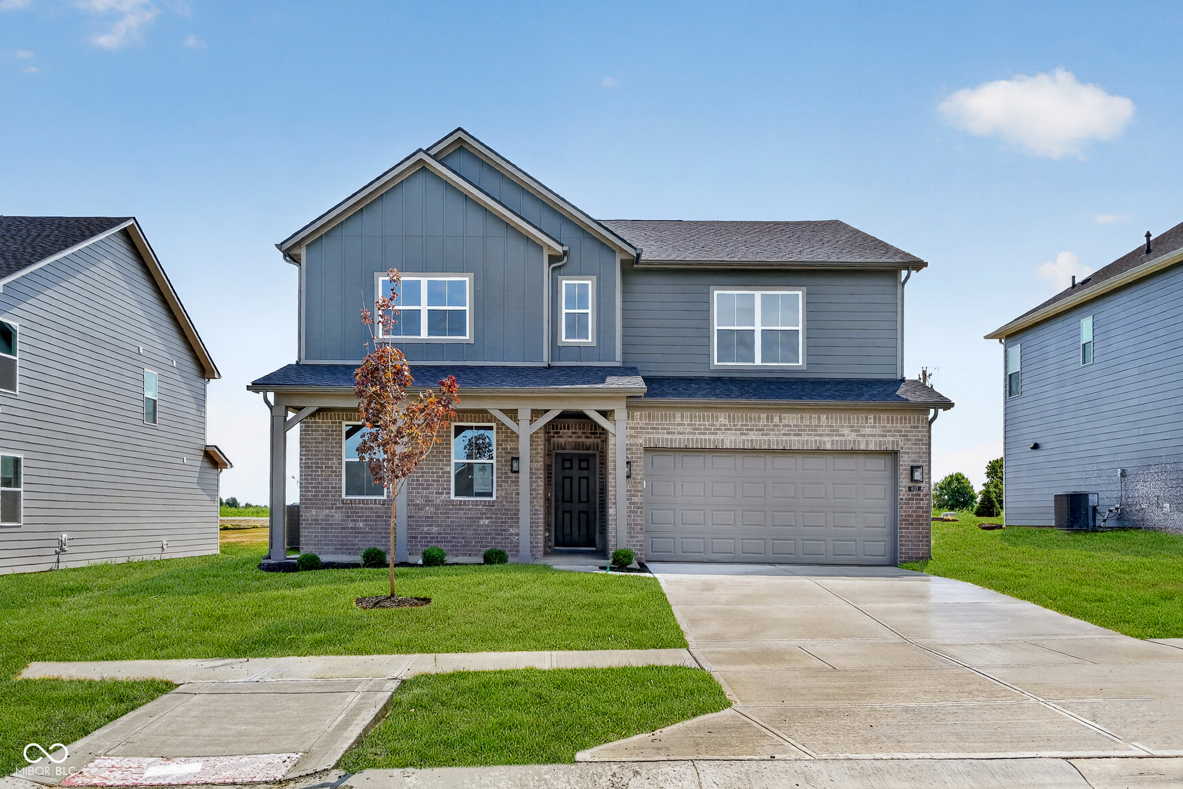 1st image of 903 Sugarland Wy, Greenwood, IN 46143 | MLS# 22114010
