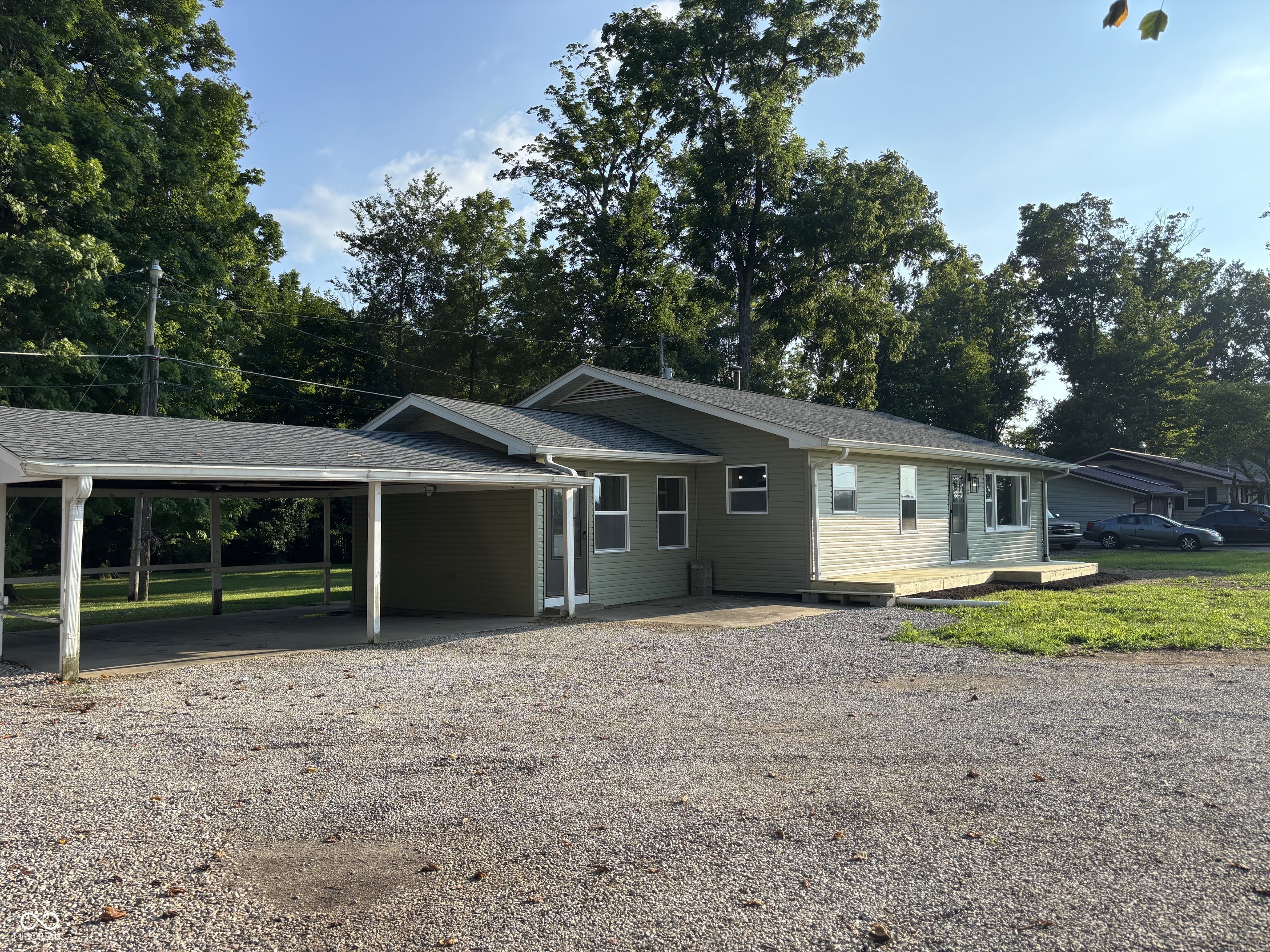 2nd image of 13331 E 25th St, Columbus, IN 47203 | MLS# 22114011
