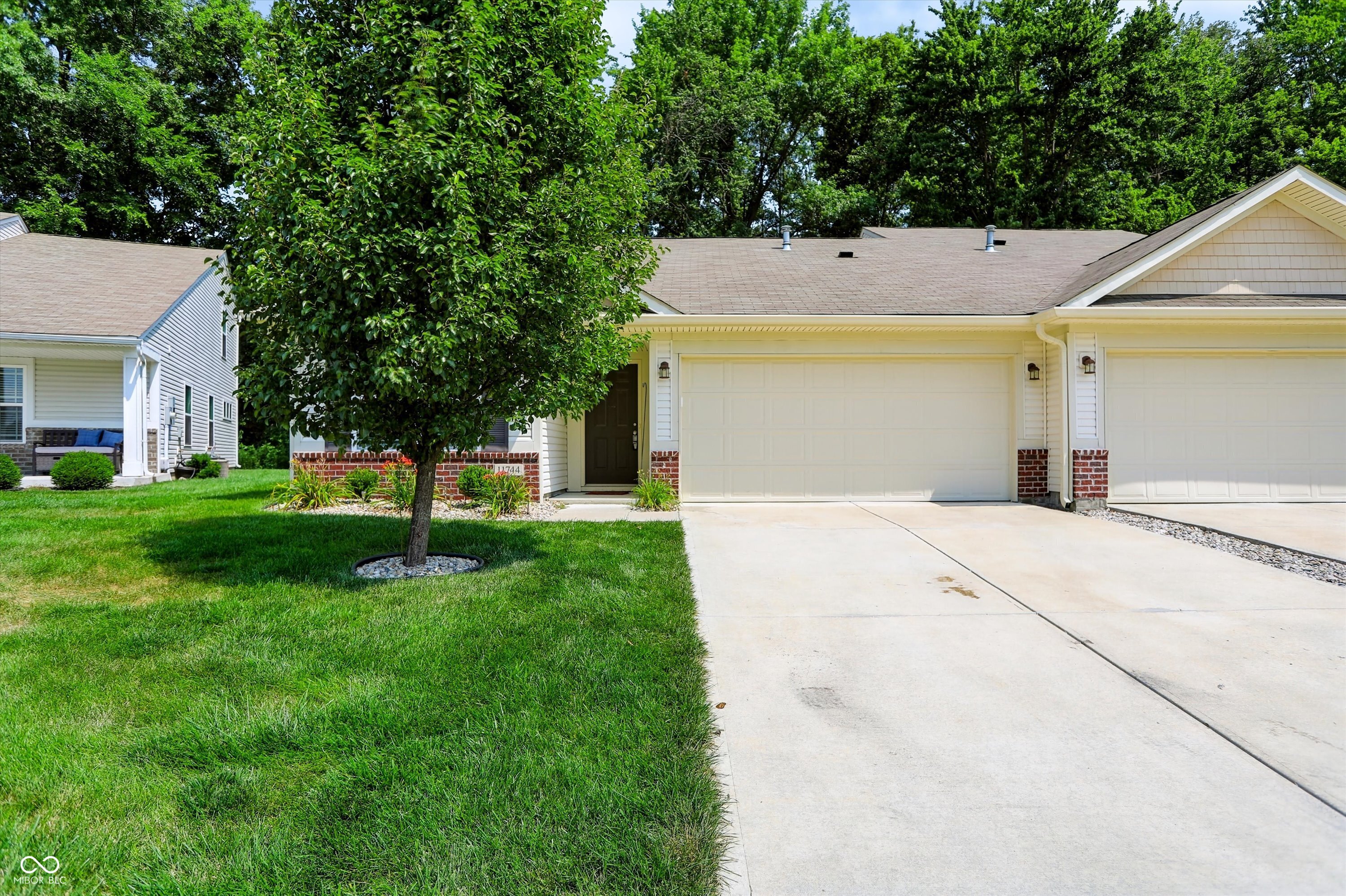 2nd image of 11744 Whisperwood Wy, Fishers, IN 46037 | MLS# 22114016