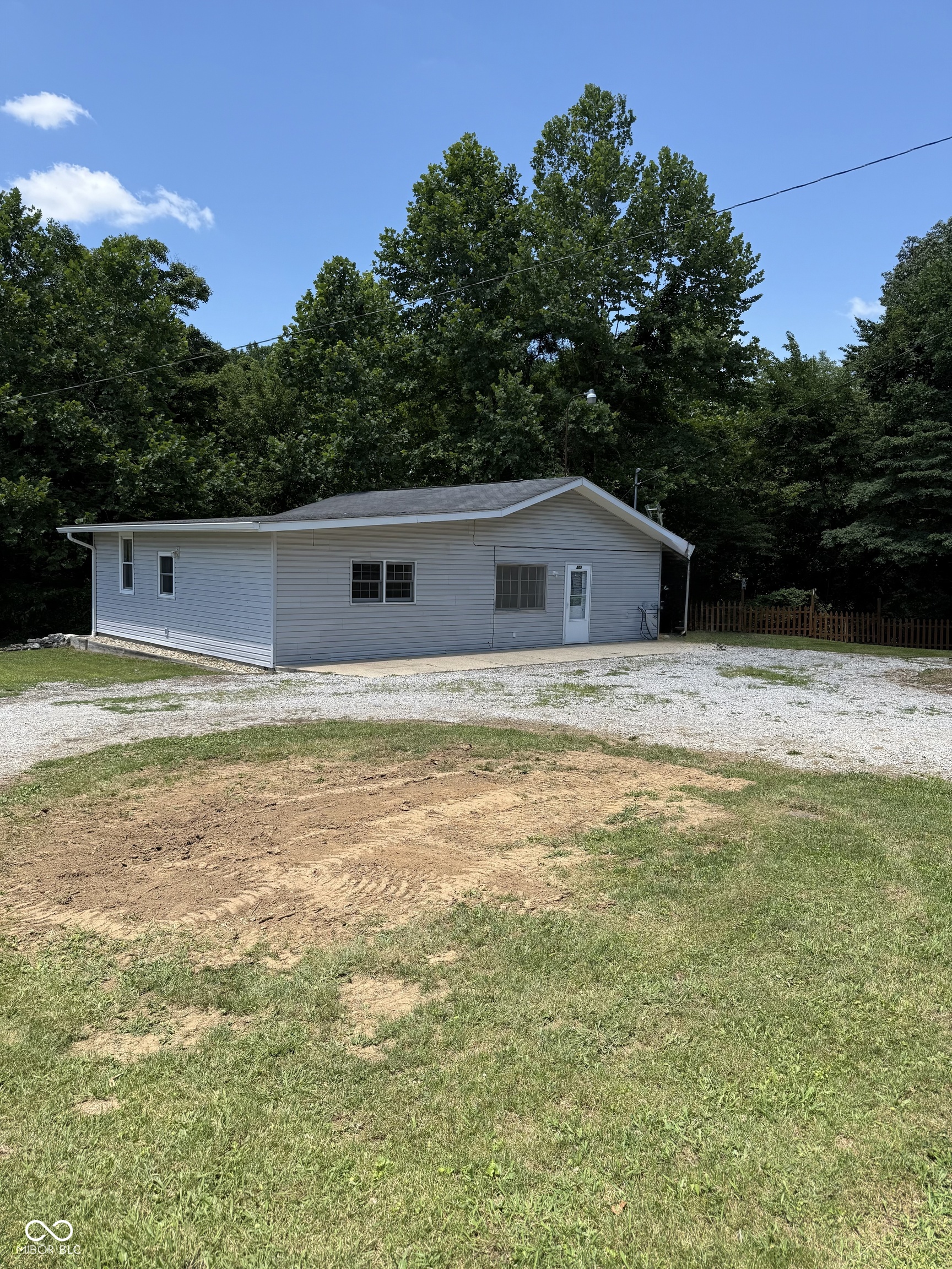 Homes for sale in North Vernon, IN | 505 N County Road 25 E, North Vernon, IN 47265 | MLS# 22114096