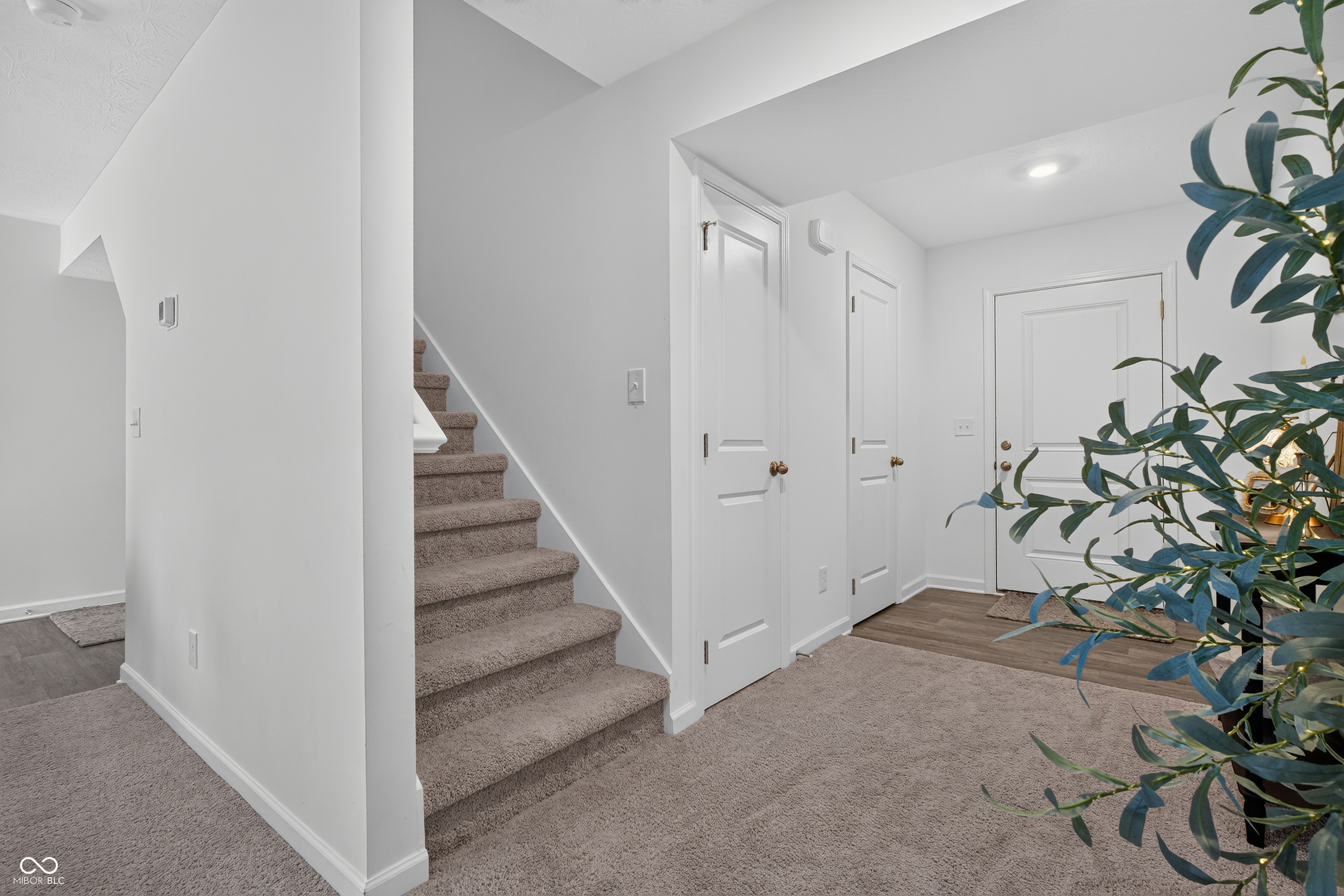 4th image of 1975 Stella Rock Ct, Columbus, IN 47201 | MLS# 22114150