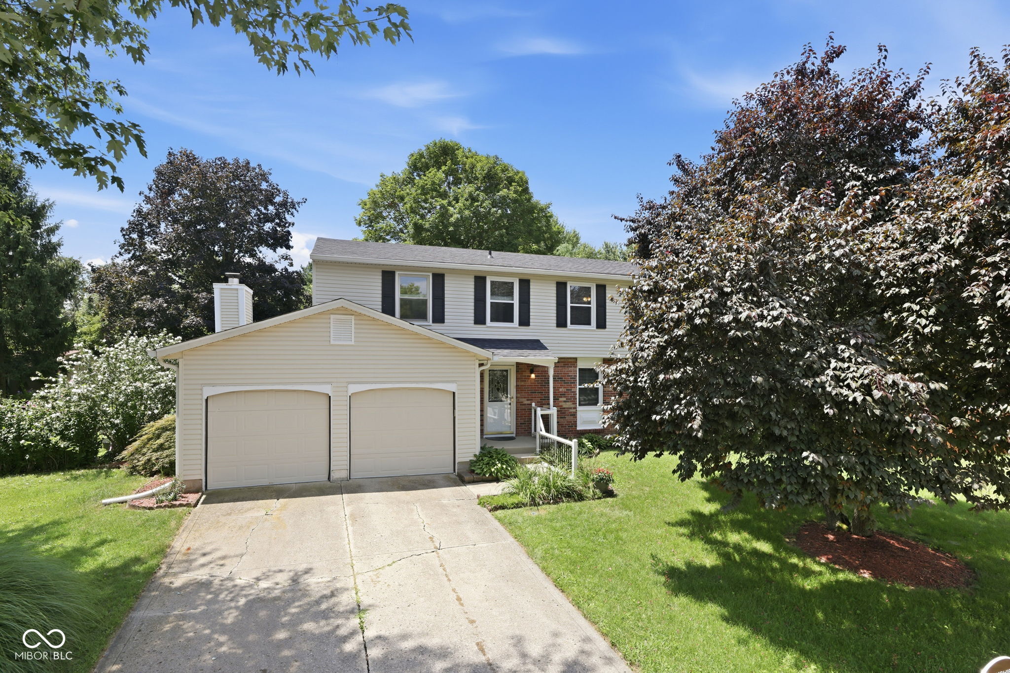 1st image of 430 Meadow Cir, Greenwood, IN 46142 | MLS# 22114151
