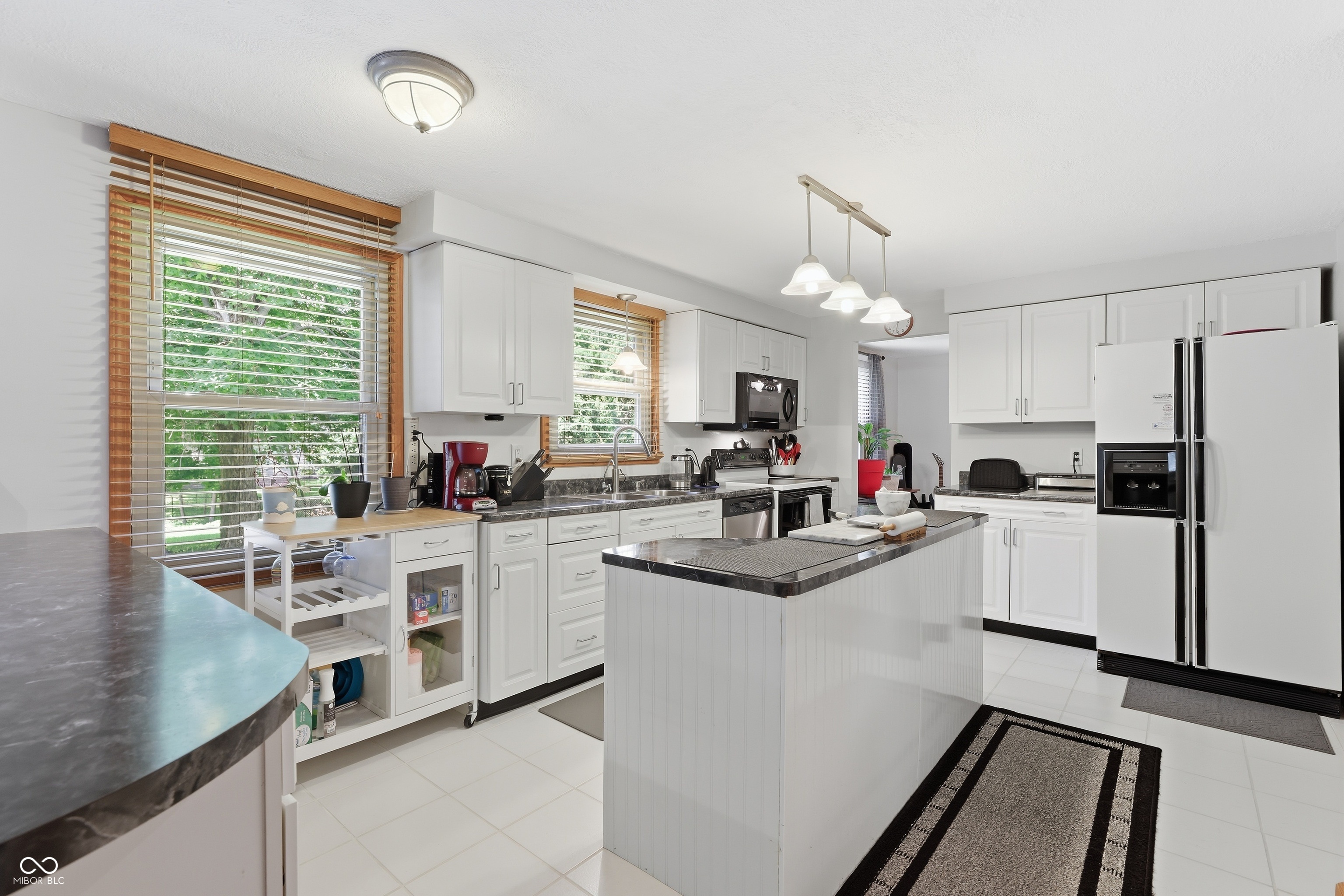 5th image of 430 Meadow Cir, Greenwood, IN 46142 | MLS# 22114151