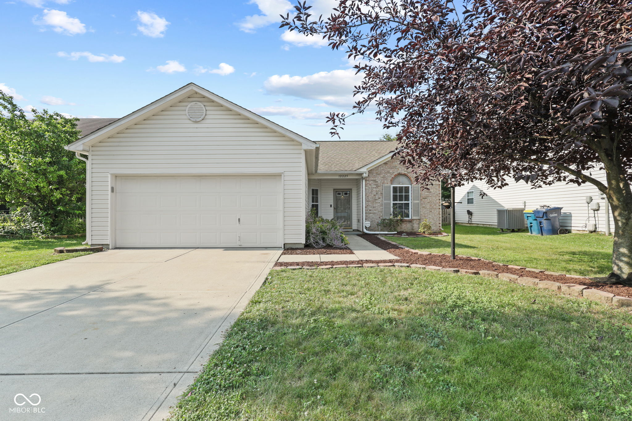 1st image of 12225 Outside Trail Ct, Noblesville, IN 46060 | MLS# 22114183
