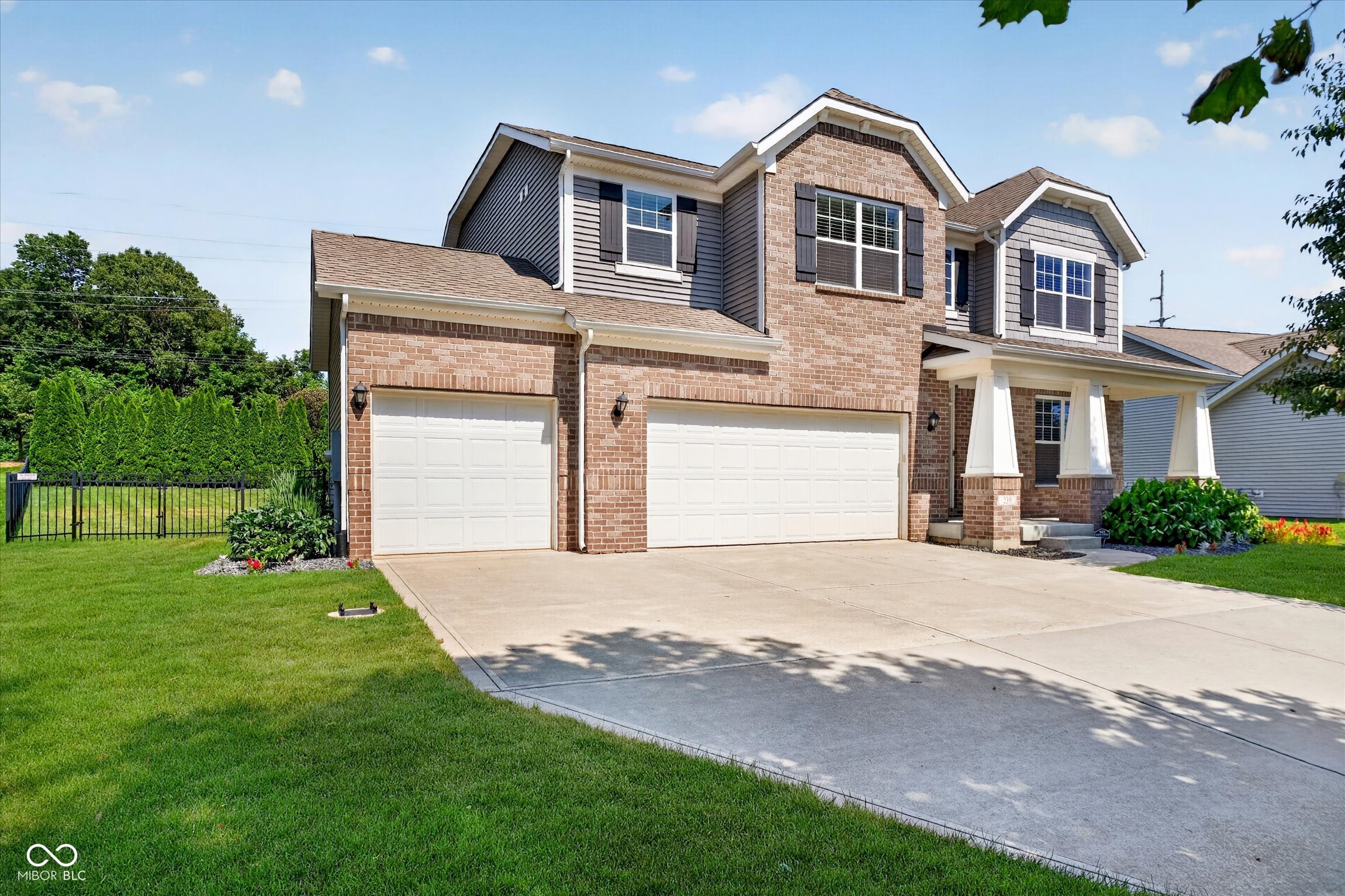 2nd image of 239 Entrance Hall View, Greenwood, IN 46142 | MLS# 22114261