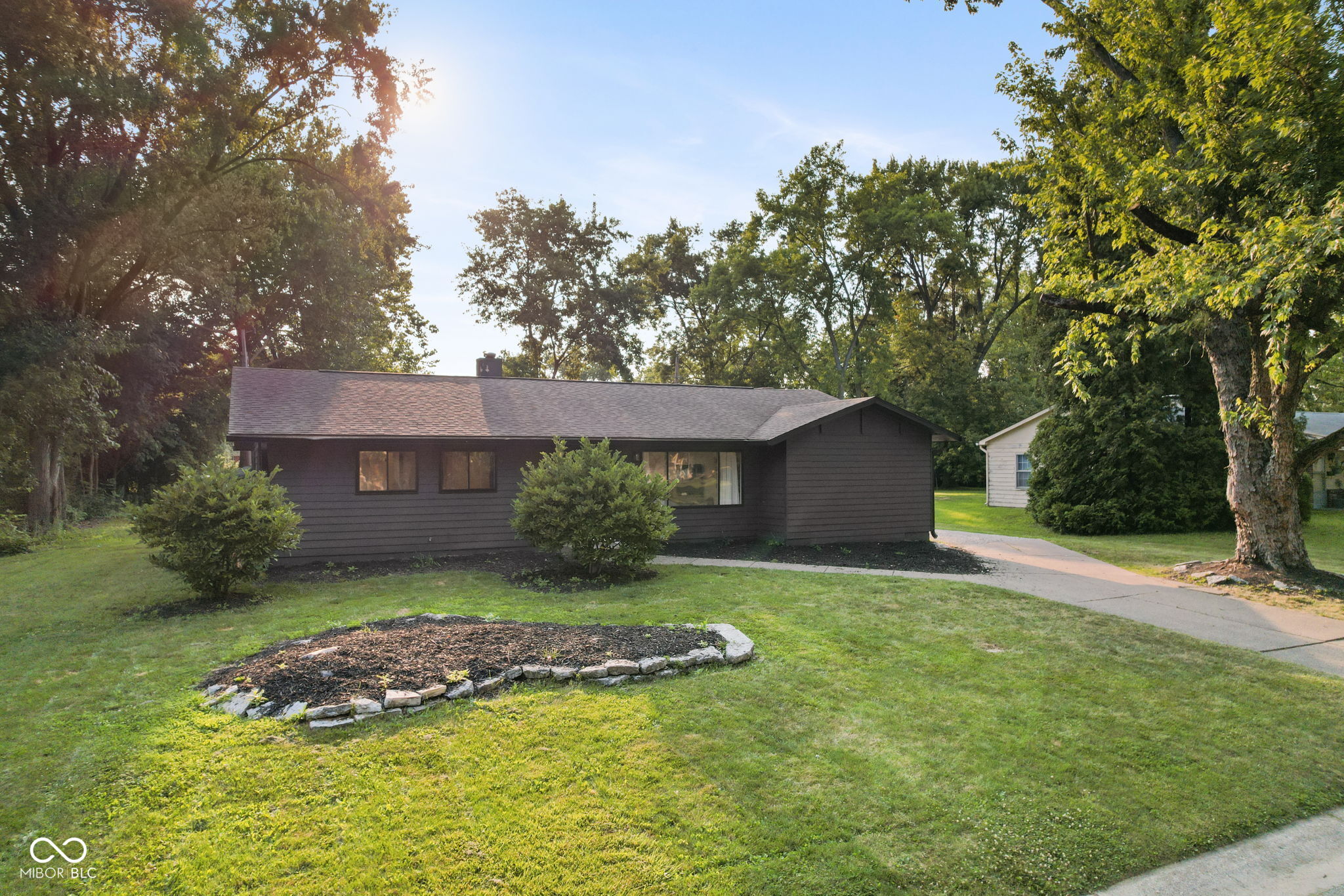 3rd image of 148 Park Ln, Carmel, IN 46032 | MLS# 22114304