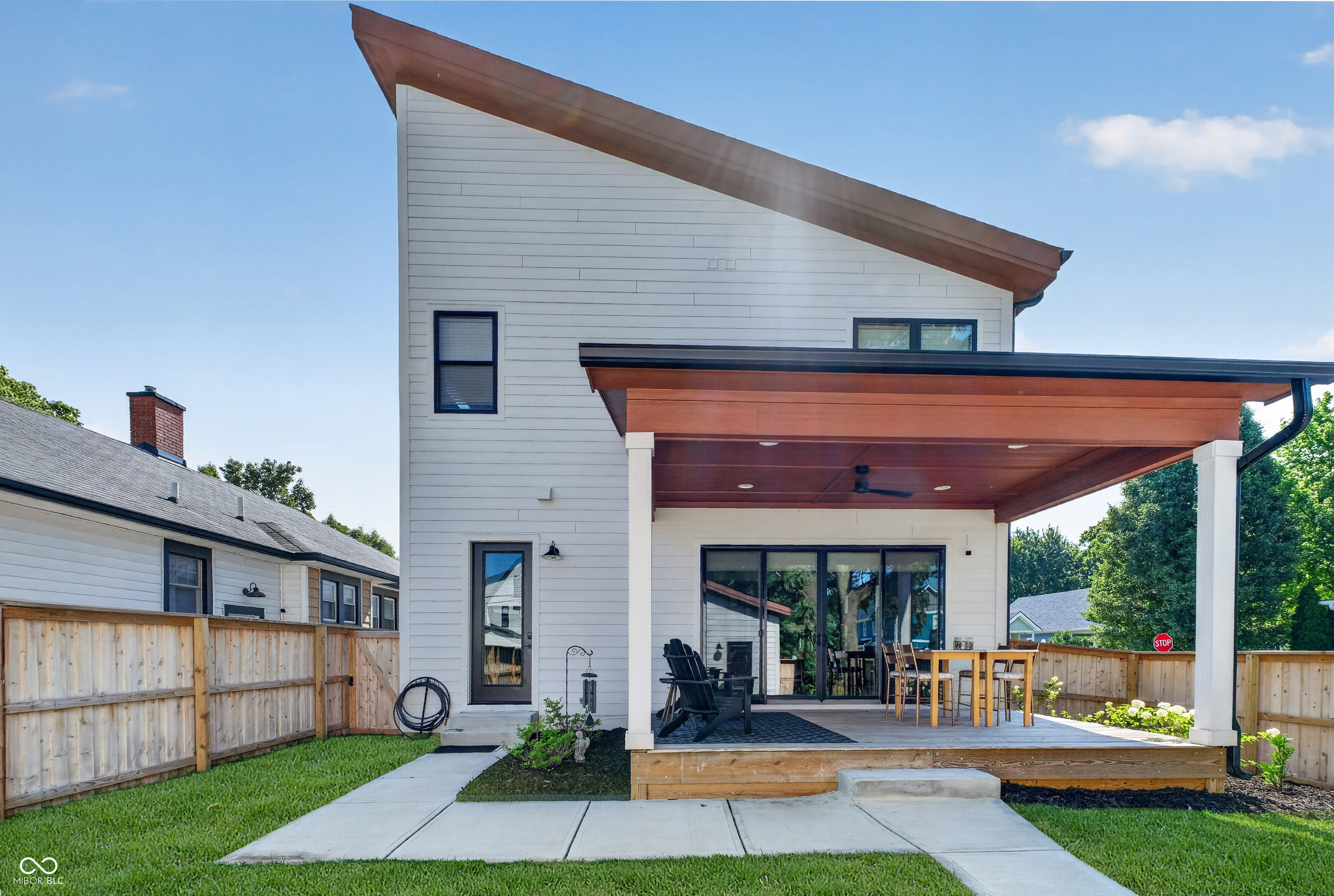 44th image of 2402 N Talbott St, Indianapolis, IN 46205 | MLS# 22114386