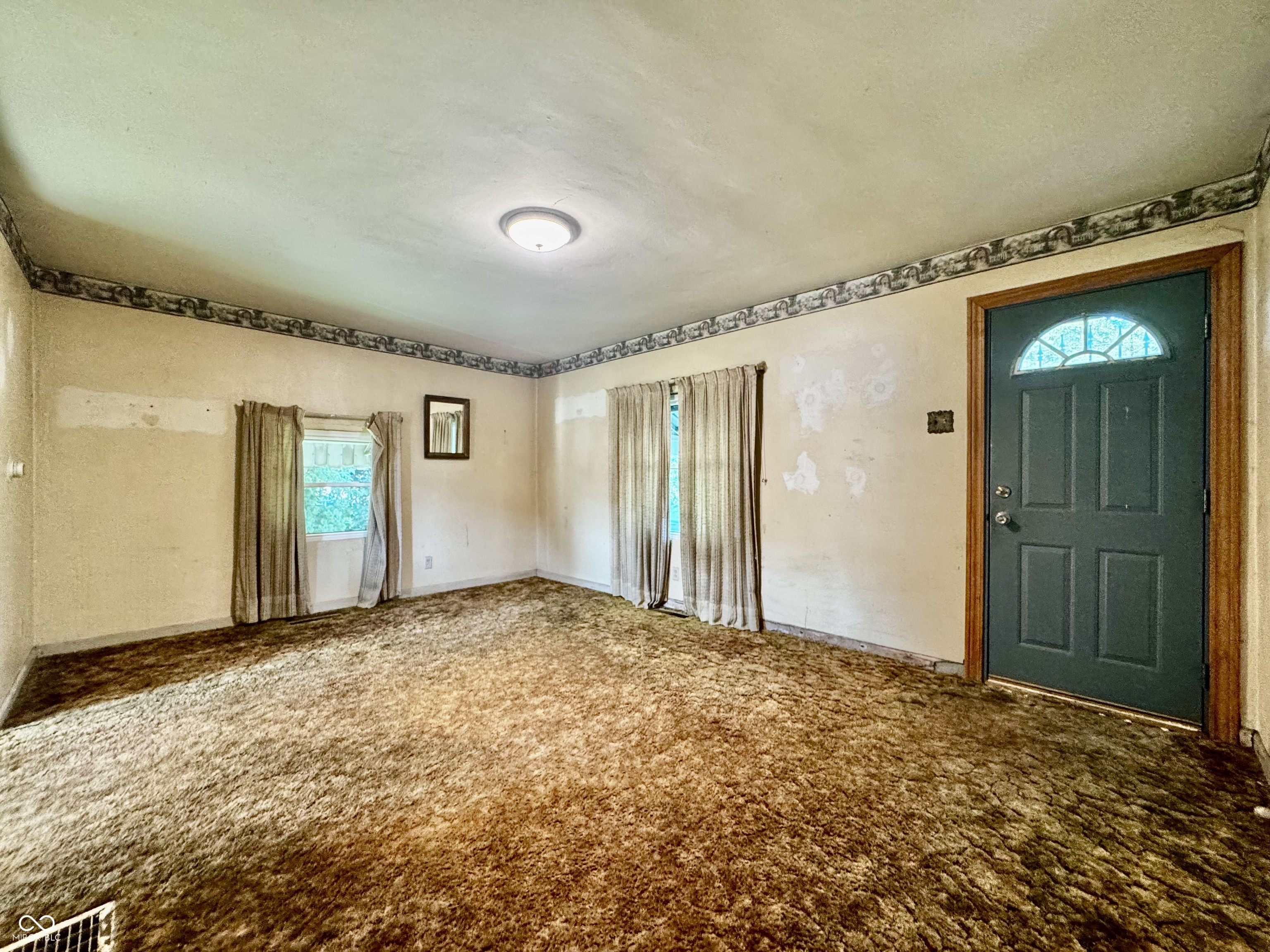 Homes for sale in Brownstown, IN | 508 S Poplar, Brownstown, IN 47220 | MLS# 22114409