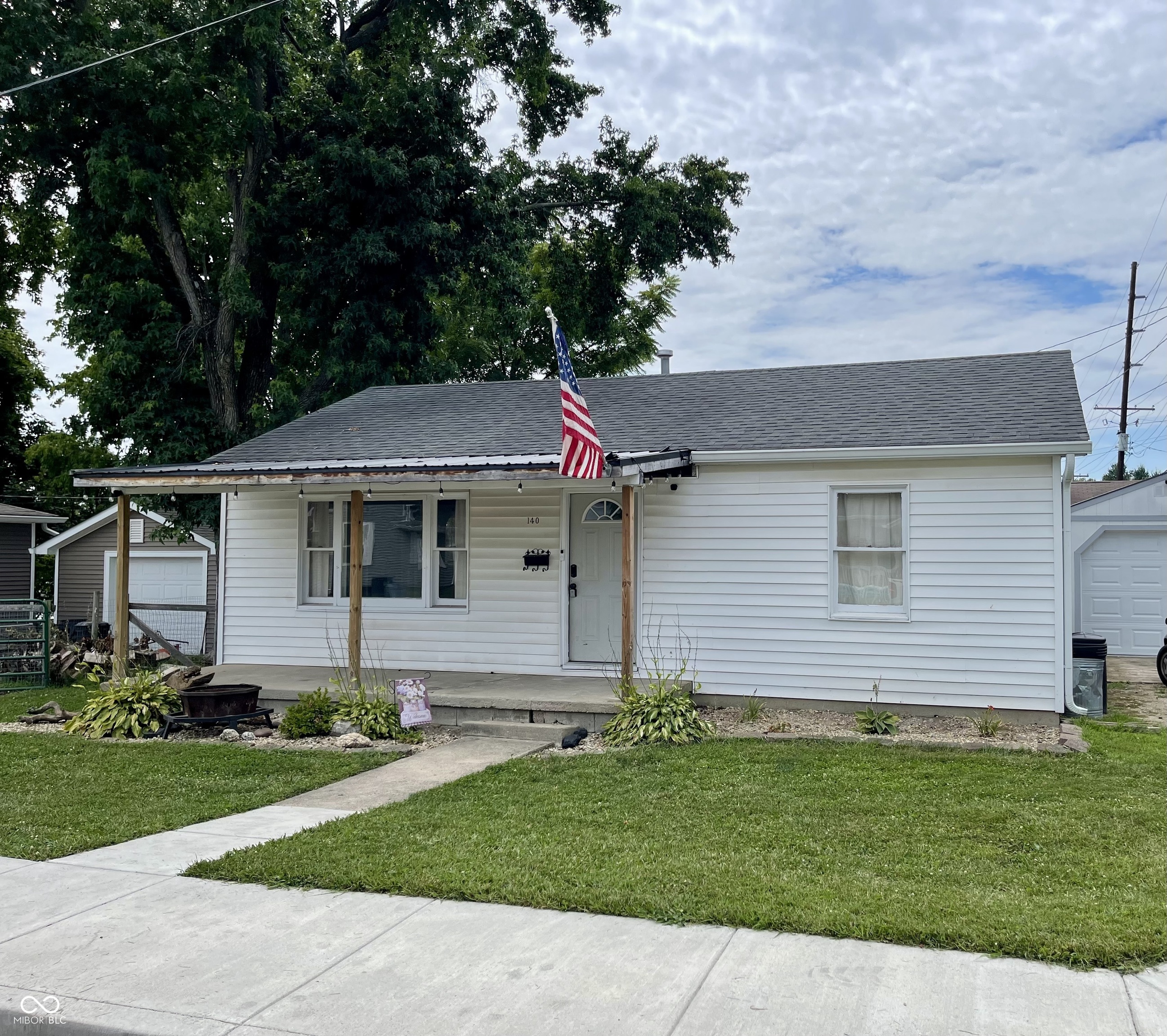 1st image of 140 N 5th St, Martinsville, IN 46151 | MLS# 22114460