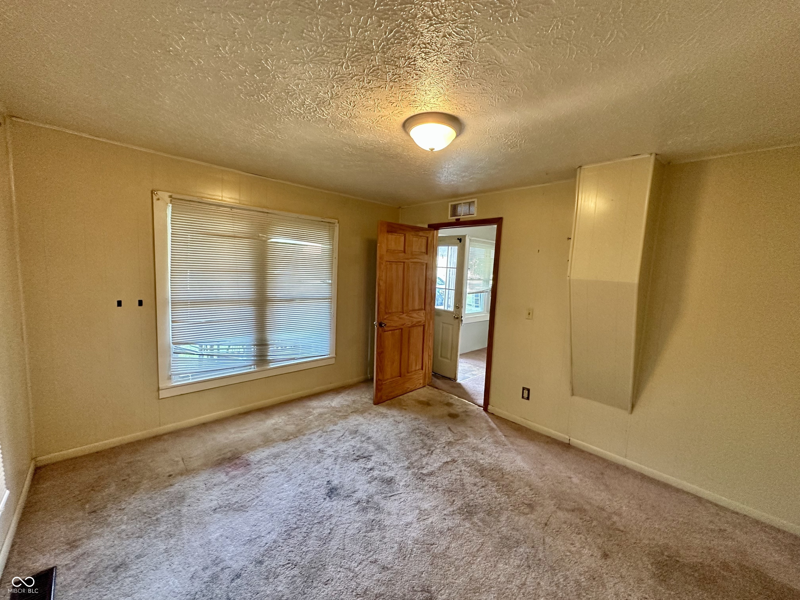 Homes for sale in Austin, IN | 333 Mann Ave, Austin, IN 47102 | MLS# 22114476