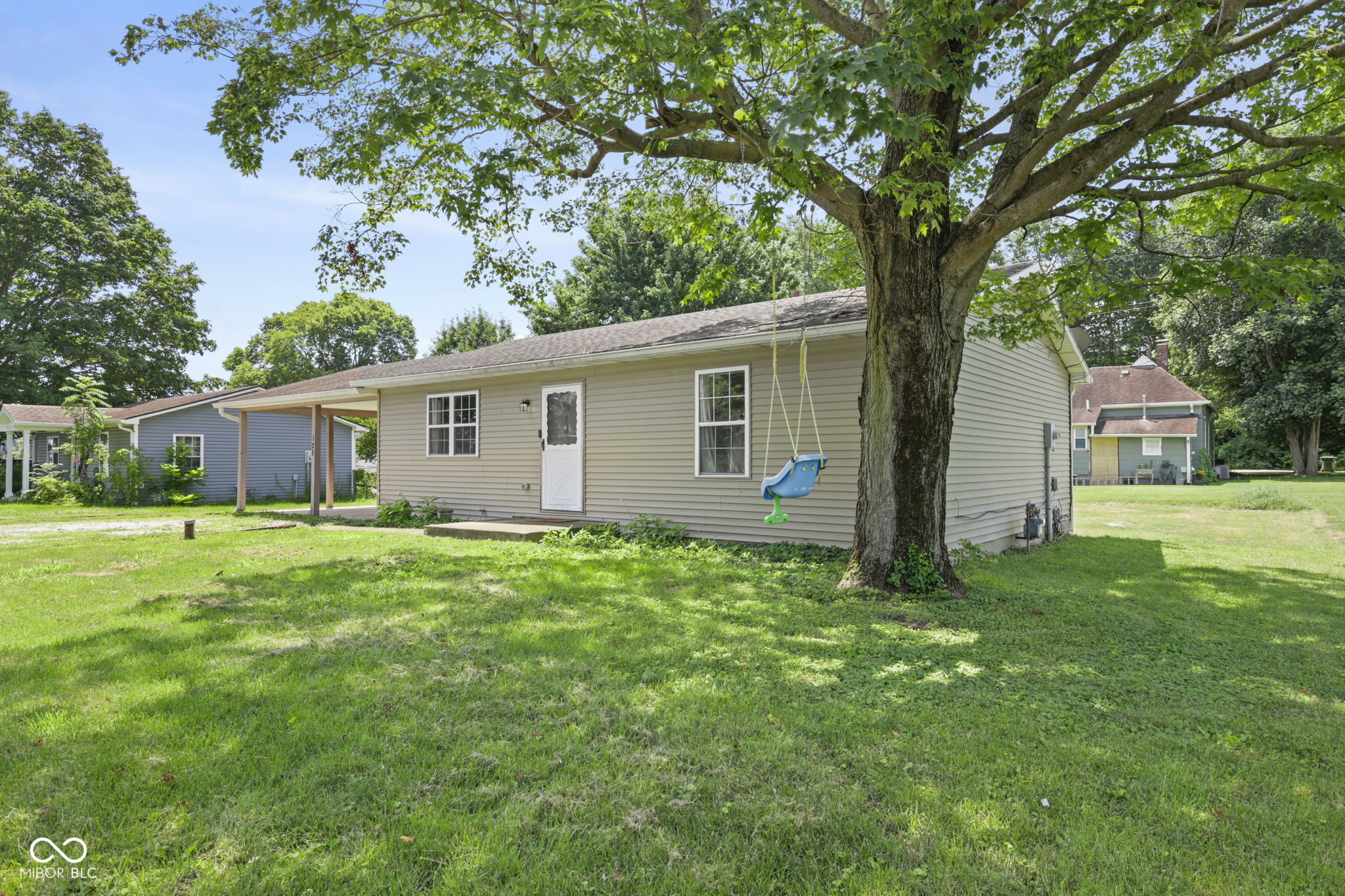 Homes for sale in Fountaintown, IN | 125 E Walnut St, Fountaintown, IN 46130 | MLS# 22114504