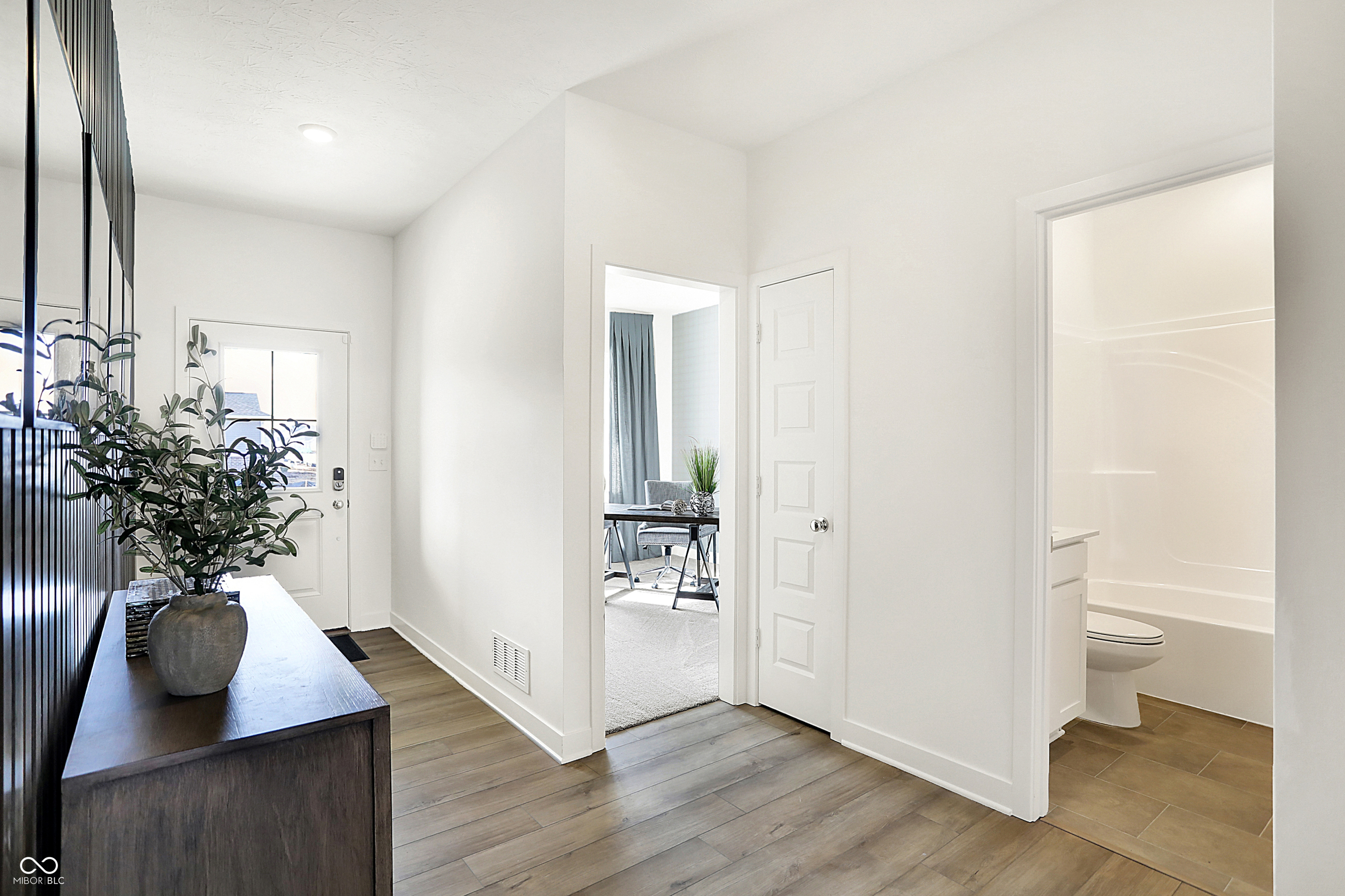 5th image of 2355 Argentum Springs Dr, Avon, IN 46123 | MLS# 22114547