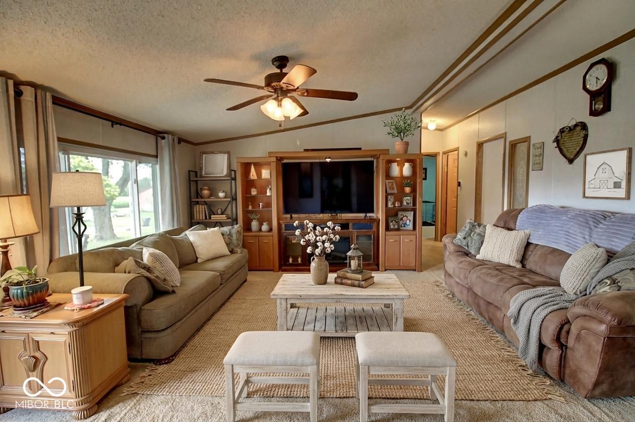 3rd image of 413 S West St, Summitville, IN 46070 | MLS# 22114574