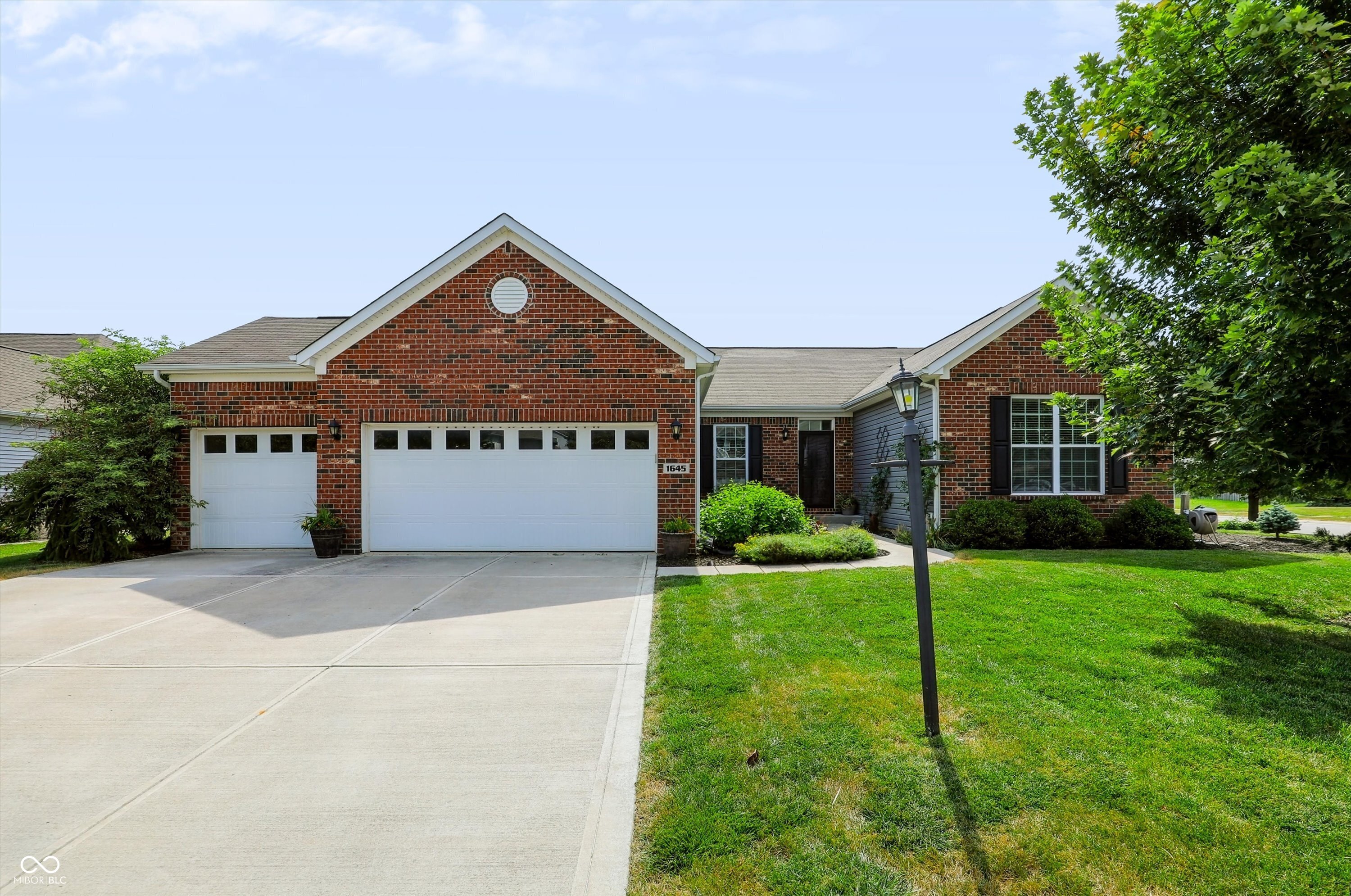 2nd image of 1645 Ballyganner Dr, Avon, IN 46123 | MLS# 22114587