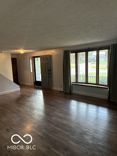 3rd image of 5037 Timberwood Cirs, Anderson, IN 46012 | MLS# 22114659