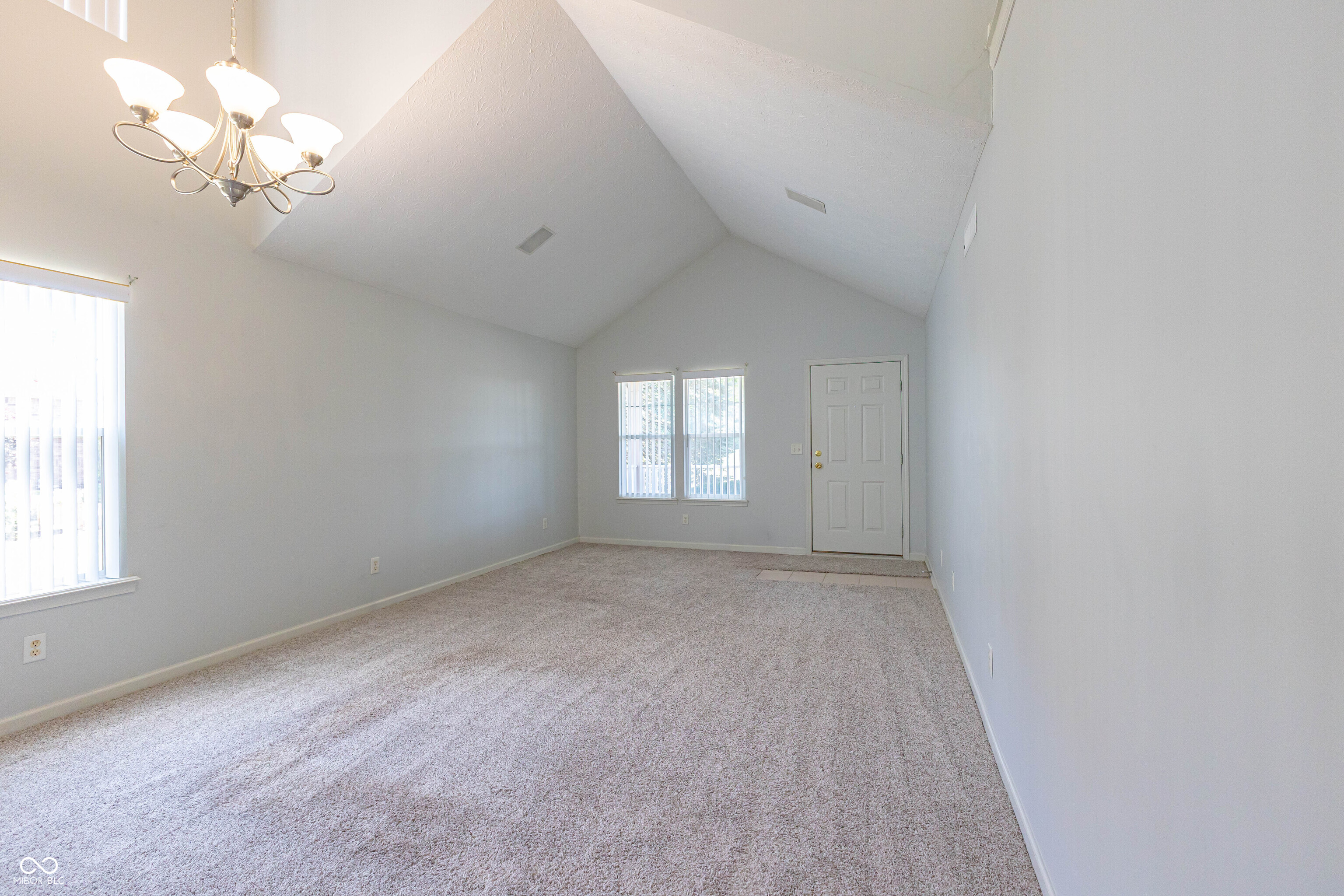 Homes for sale in Camby, IN | 6442 E Flat Rock Dr, Camby, IN 46113 | MLS# 22114686