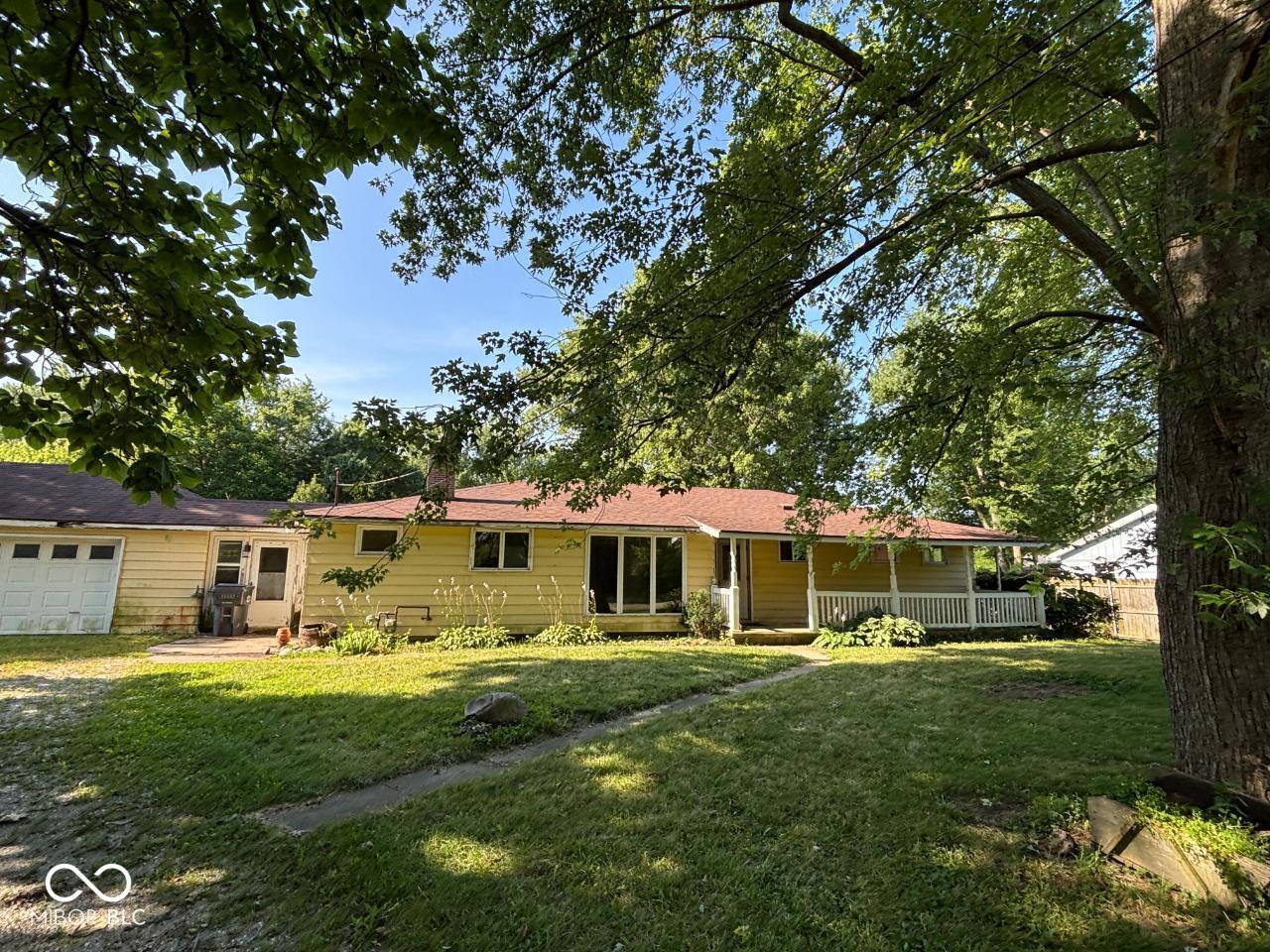 Homes for sale in Yorktown, IN | 7601 W Cornbread Rd, Yorktown, IN 47396 | MLS# 22114697