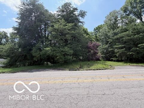 Homes for sale in Evansville, IN | 609 S Boehne Camp Rd, Evansville, IN 47712 | MLS# 22114739