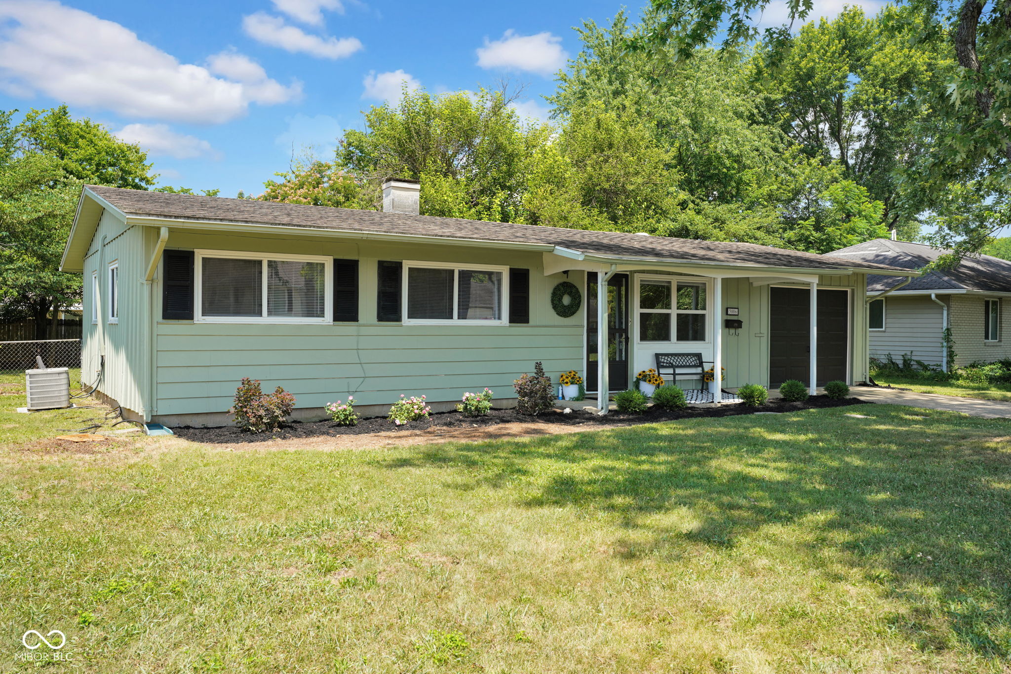 2nd image of 3006 Hawcreek Blvd, Columbus, IN 47203 | MLS# 22114807