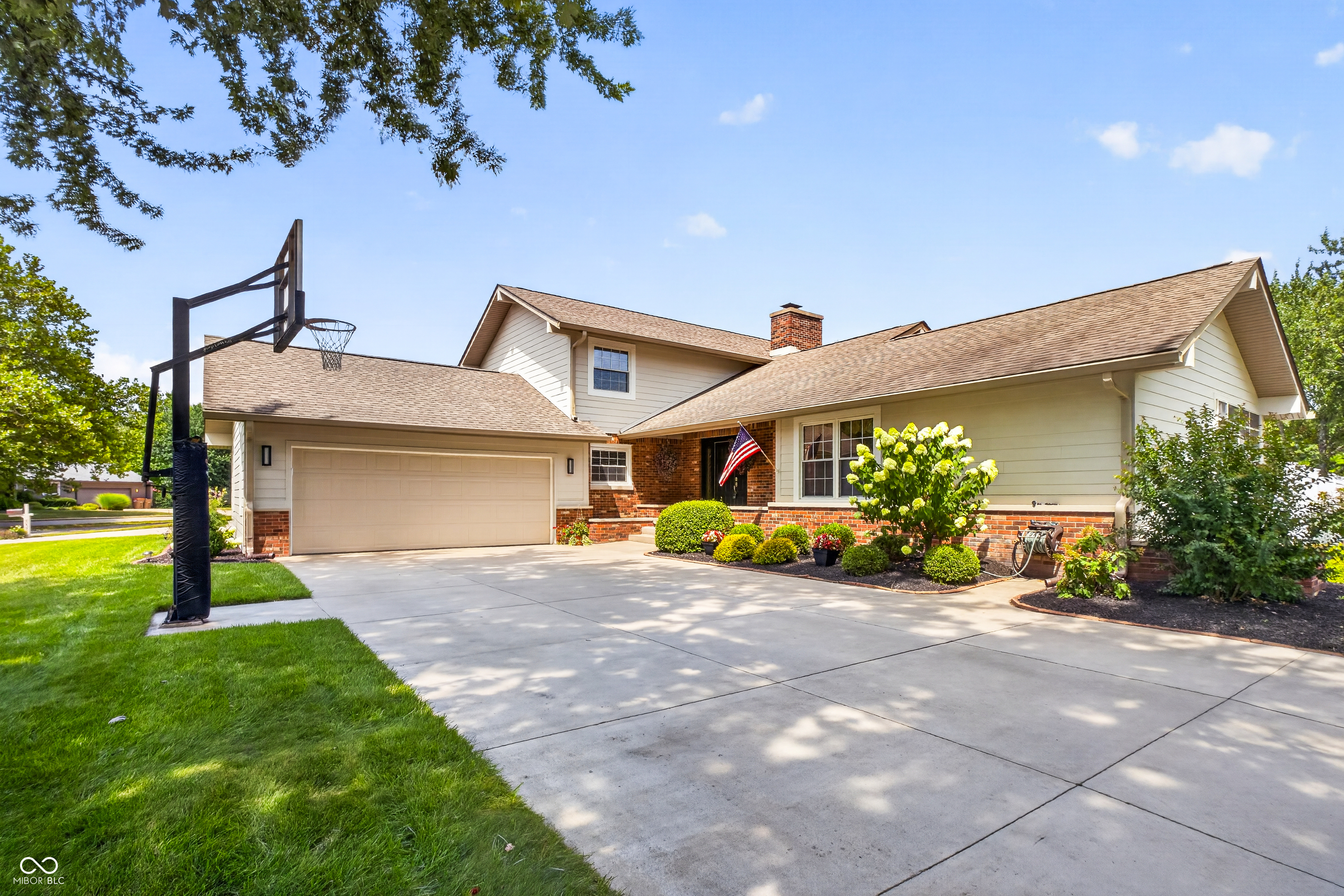 3rd image of 3721 Oriole Dr, Columbus, IN 47203 | MLS# 22114912