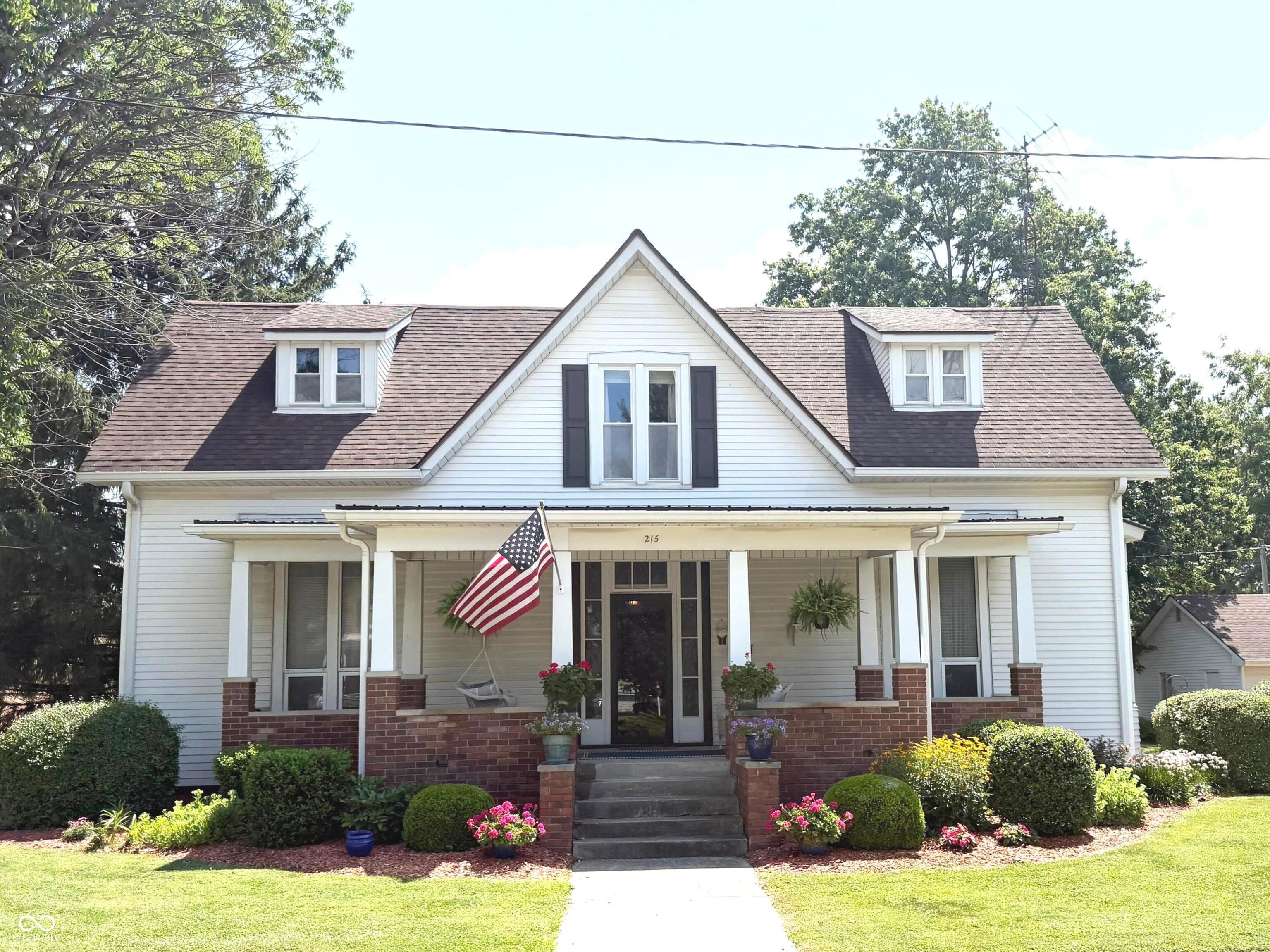 62nd image of 215 N College St, Rockville, IN 47872 | MLS# 22114916