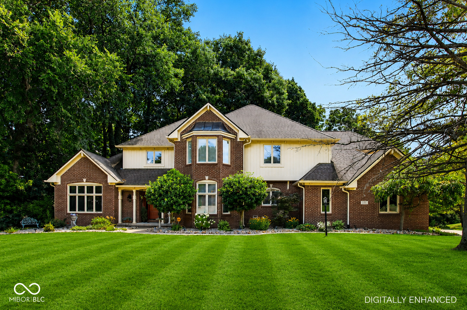 1st image of 1371 Bur Oak Ct, Avon, IN 46123 | MLS# 22114961