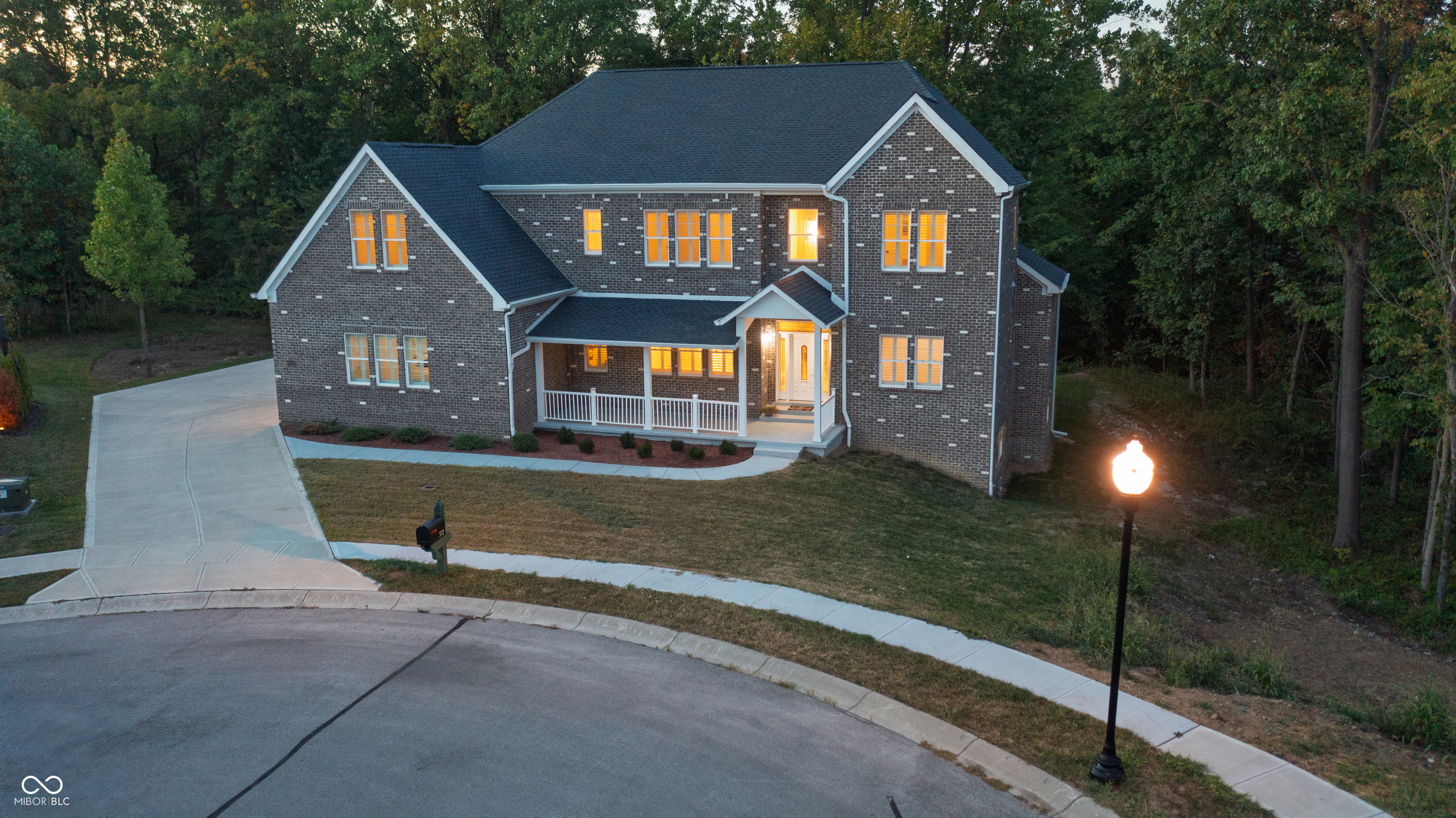 3rd image of 372 Foxboro Dr, Avon, IN 46123 | MLS# 22114994