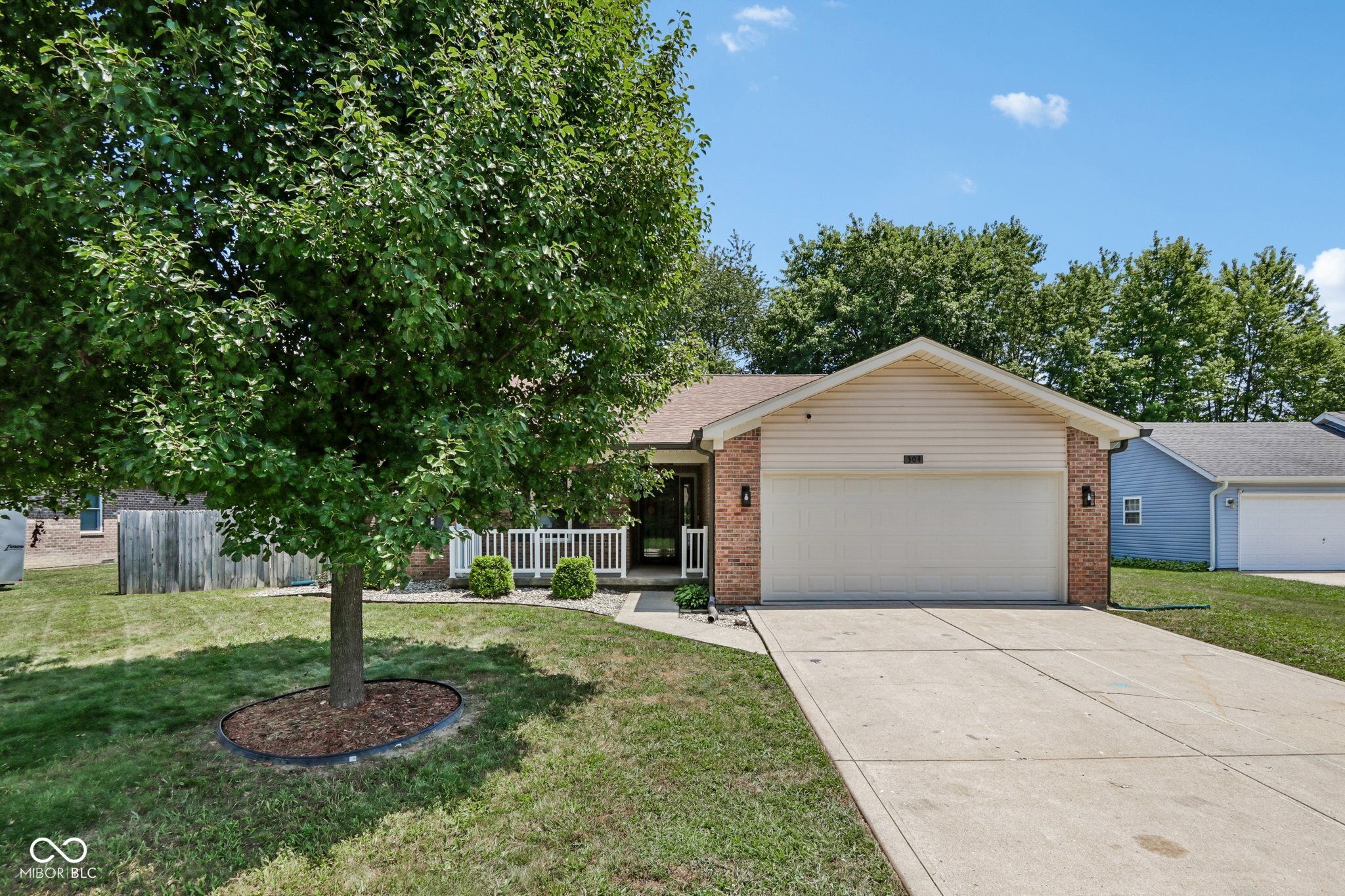 2nd image of 304 Foxridge Ct, Shelbyville, IN 46176 | MLS# 22115025