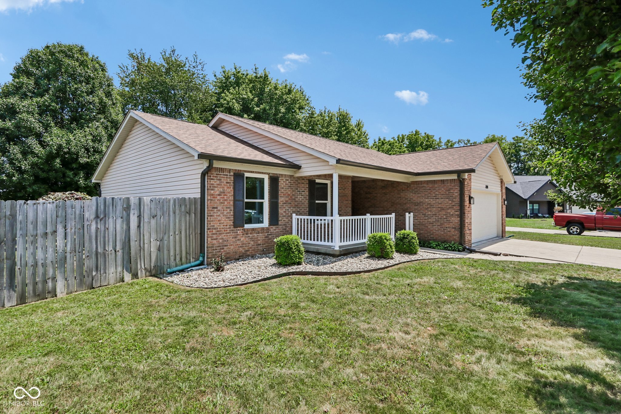 1st image of 304 Foxridge Ct, Shelbyville, IN 46176 | MLS# 22115025