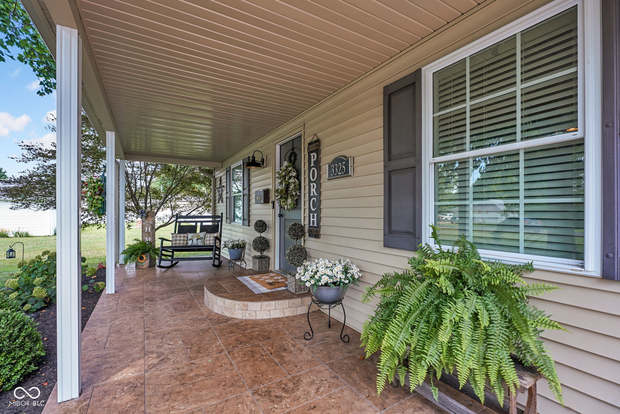 4th image of 3325 Sycamore Dr, Columbus, IN 47203 | MLS# 22115061