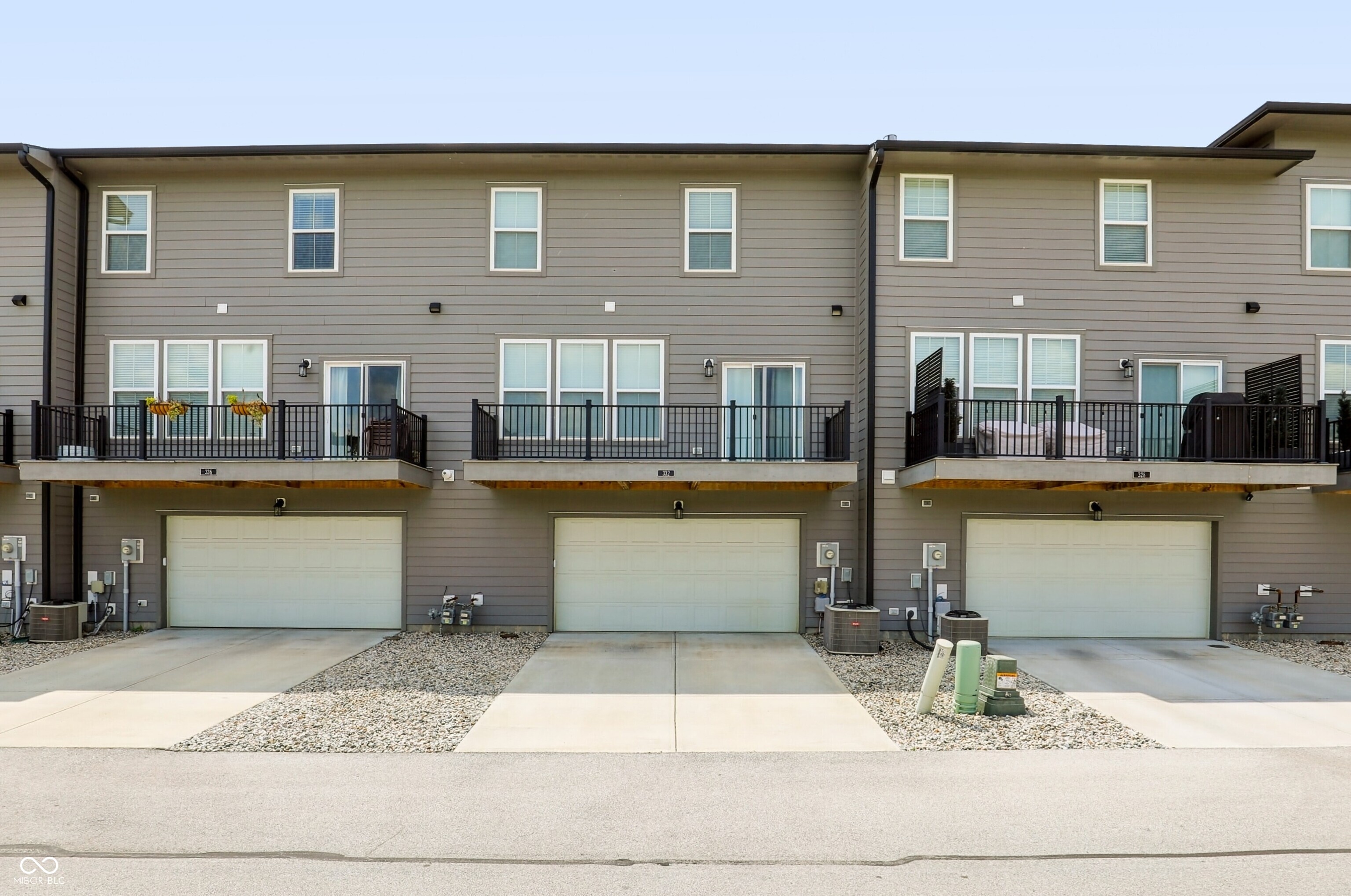 23rd image of 332 Fairfax Wy, Zionsville, IN 46077 | MLS# 22115064