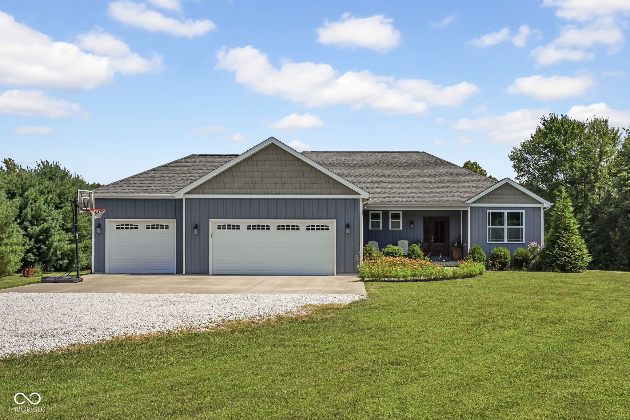 1st image of 8230 W Nasby Trl, Columbus, IN 47201 | MLS# 22115138