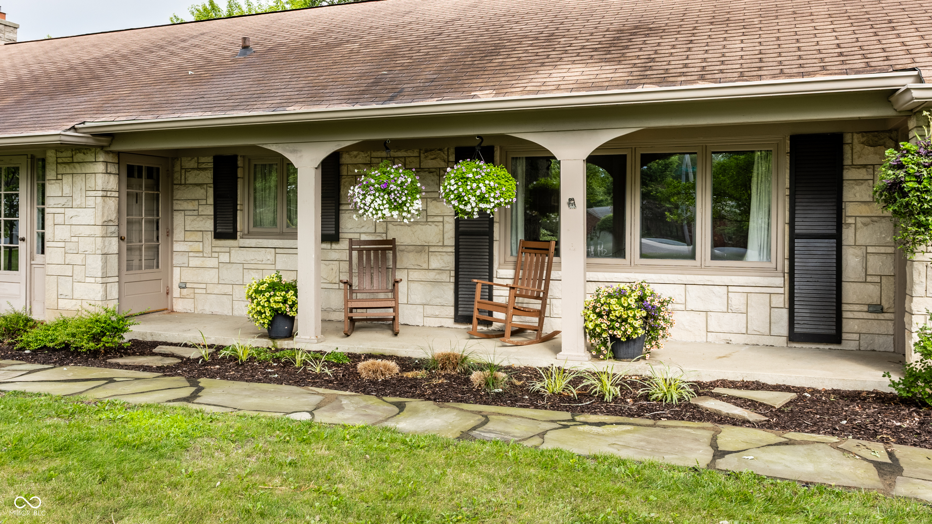 4th image of 6260 E Avalon Lane East Dr, Indianapolis, IN 46220 | MLS# 22115186