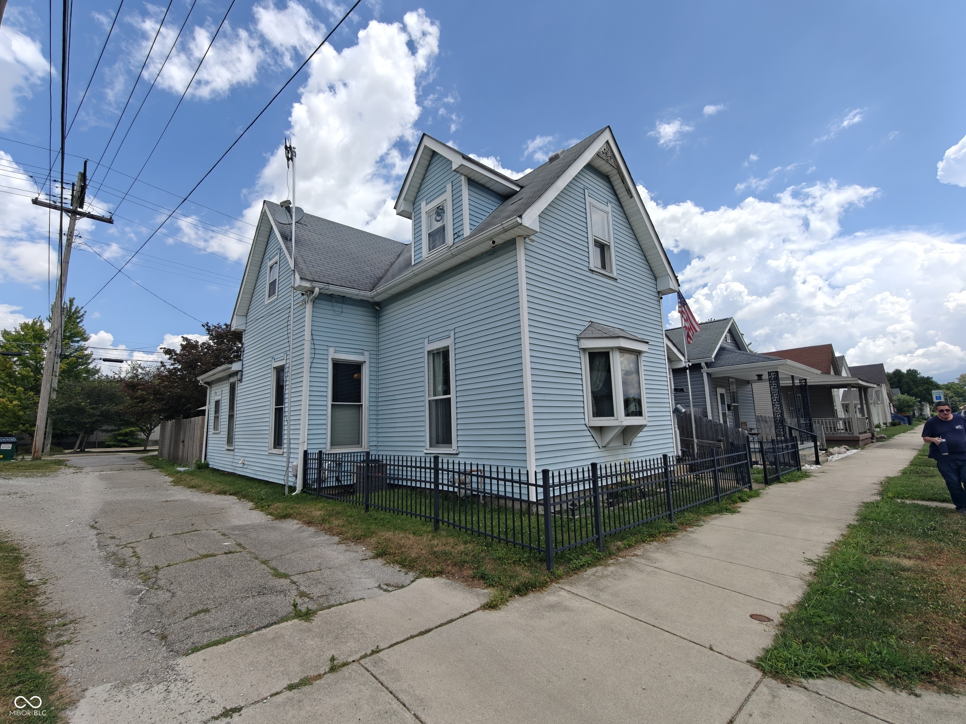 2nd image of 236 E Pennsylvania, Shelbyville, IN 46176 | MLS# 22115187